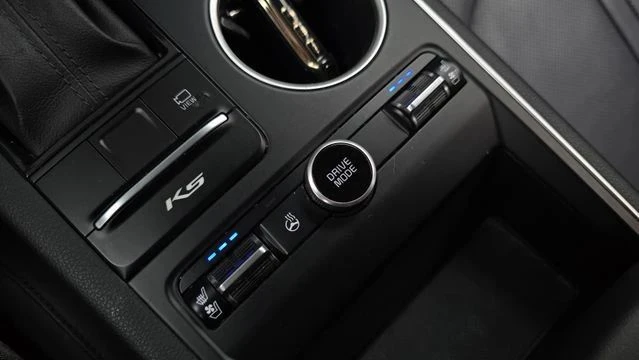 Kia K5, снимка 12 - Автомобили и джипове - 56736795