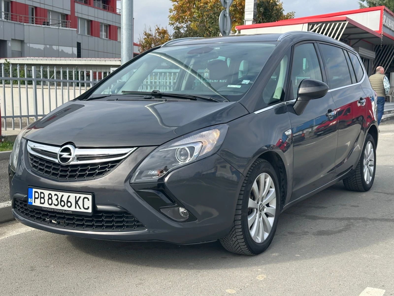 Opel Zafira Tourer Cosmo 1.6 CNG * Климатроник* 7 места* 136х , снимка 1