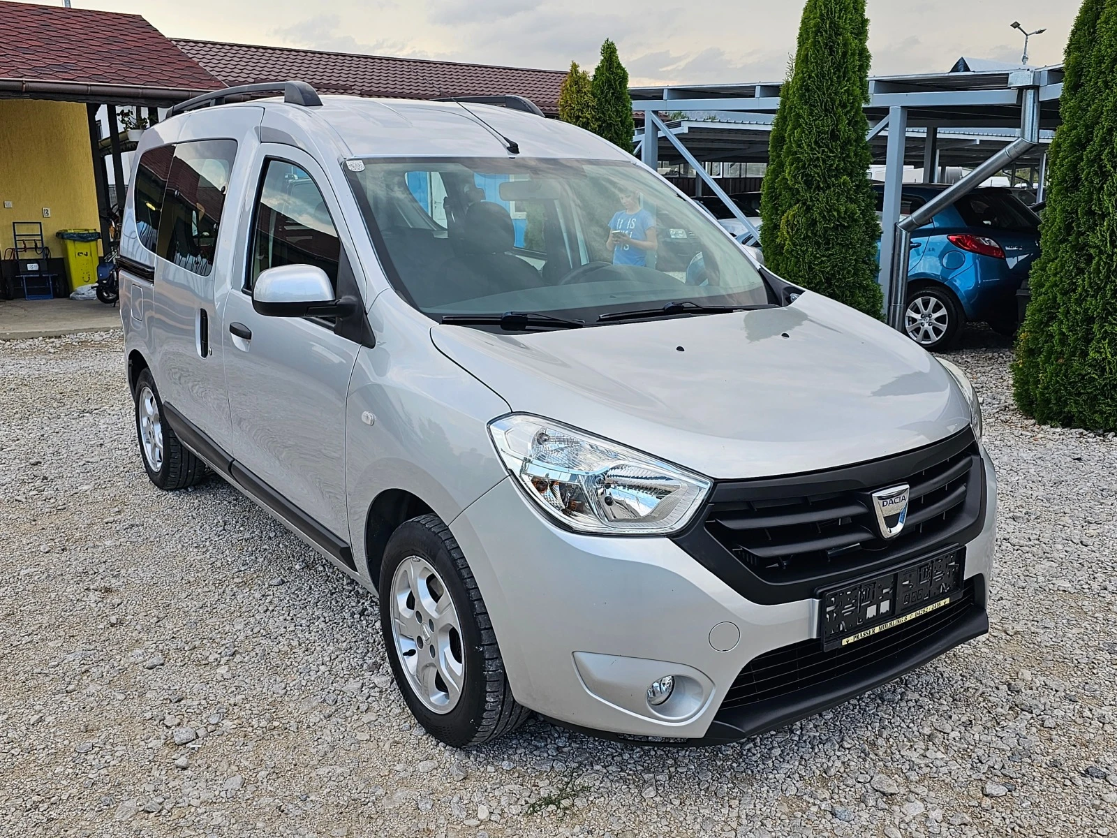 Dacia Dokker 1.2 КЛИМА !! НАВИ !! РЕАЛНИ 104000 км. - изображение 7