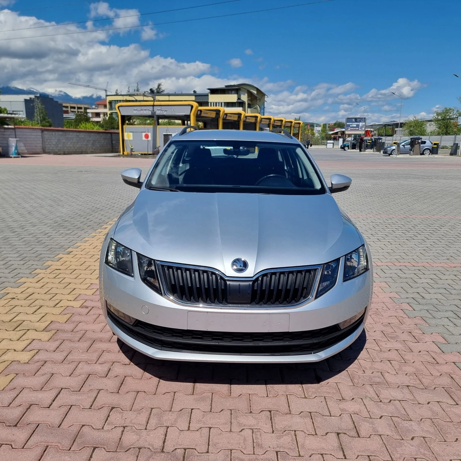 Skoda Octavia 1.6 TDI - изображение 8