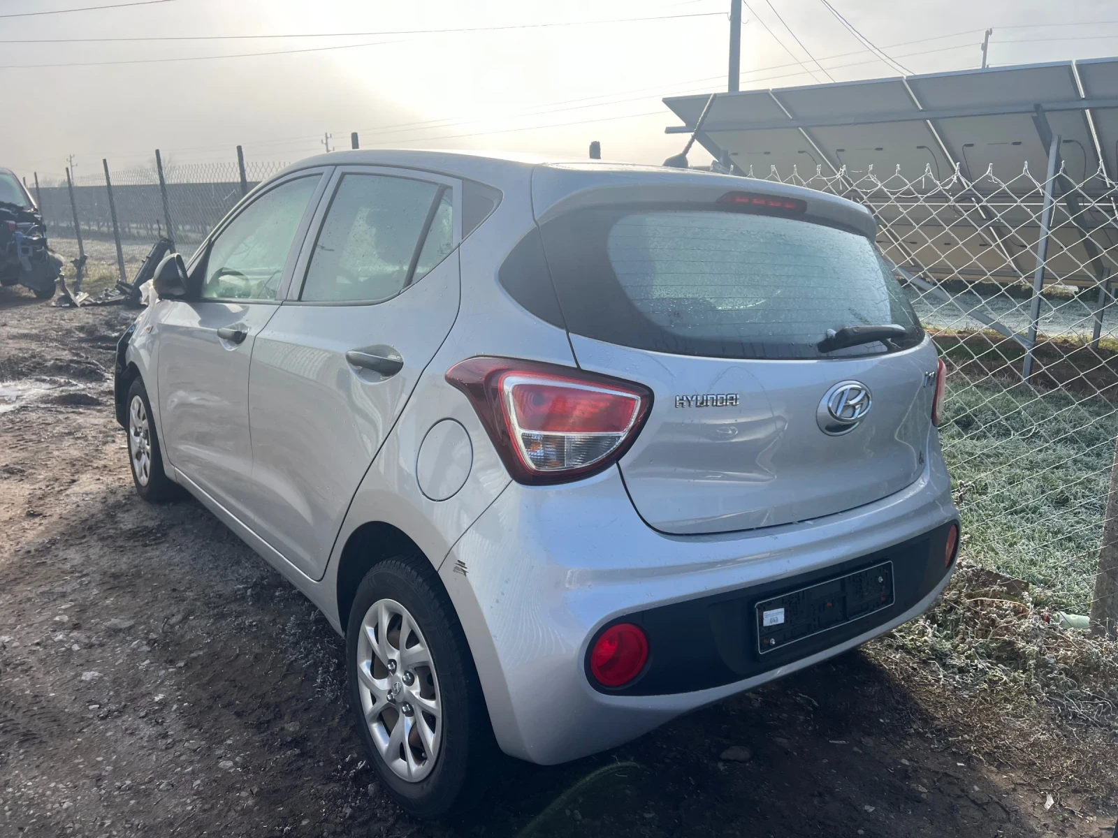 Hyundai I10 1.0i - изображение 2