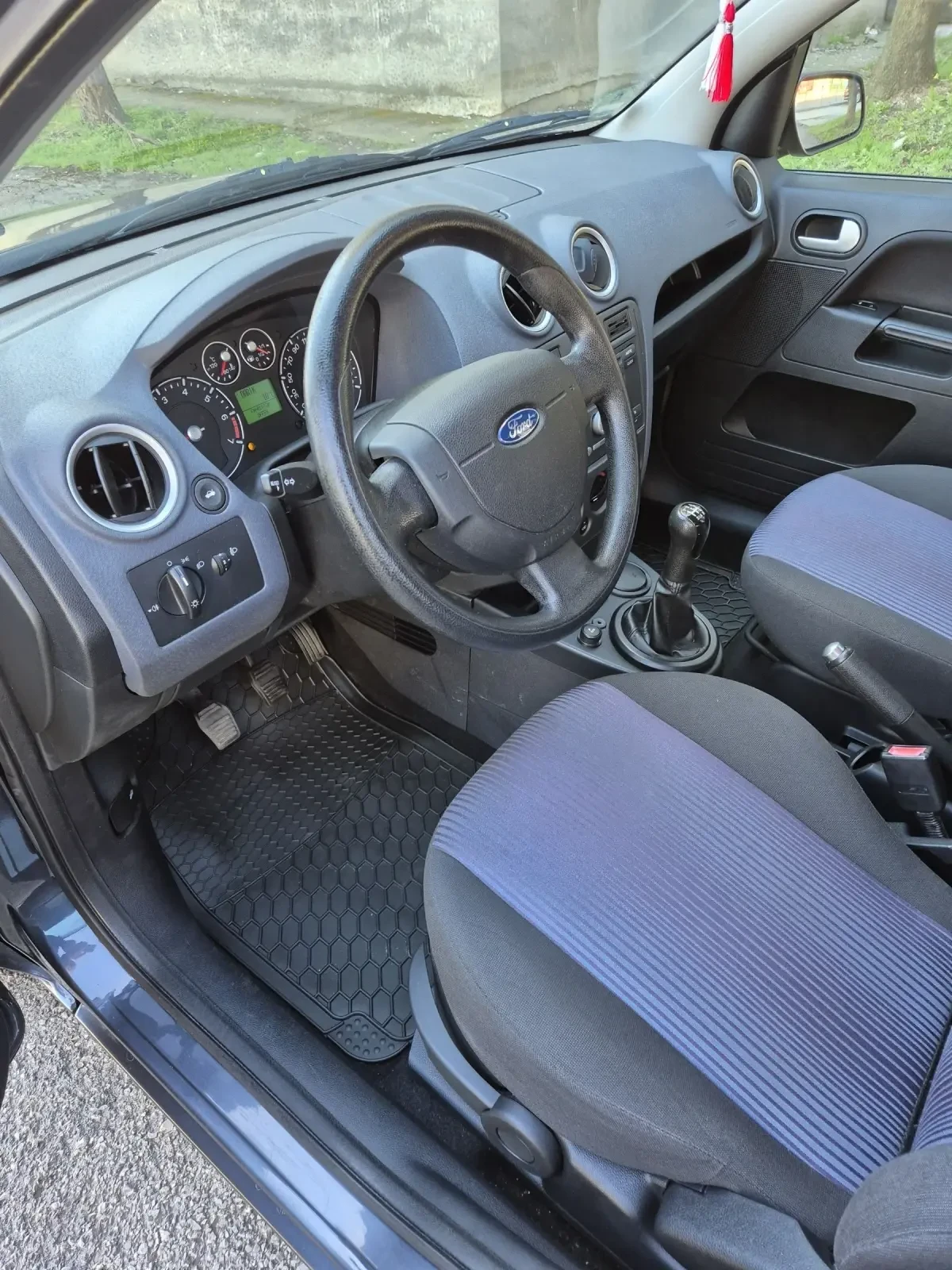 Ford Fusion Комби - изображение 8