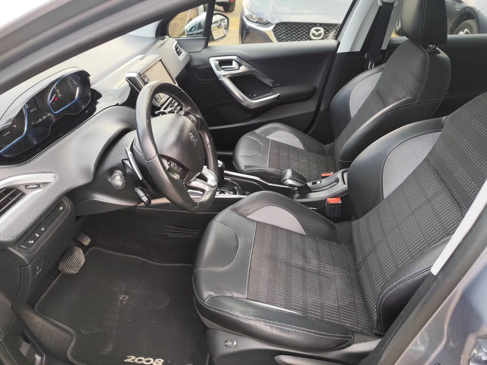 Peugeot 2008 1.6e-HDi Allure92к.с - изображение 10