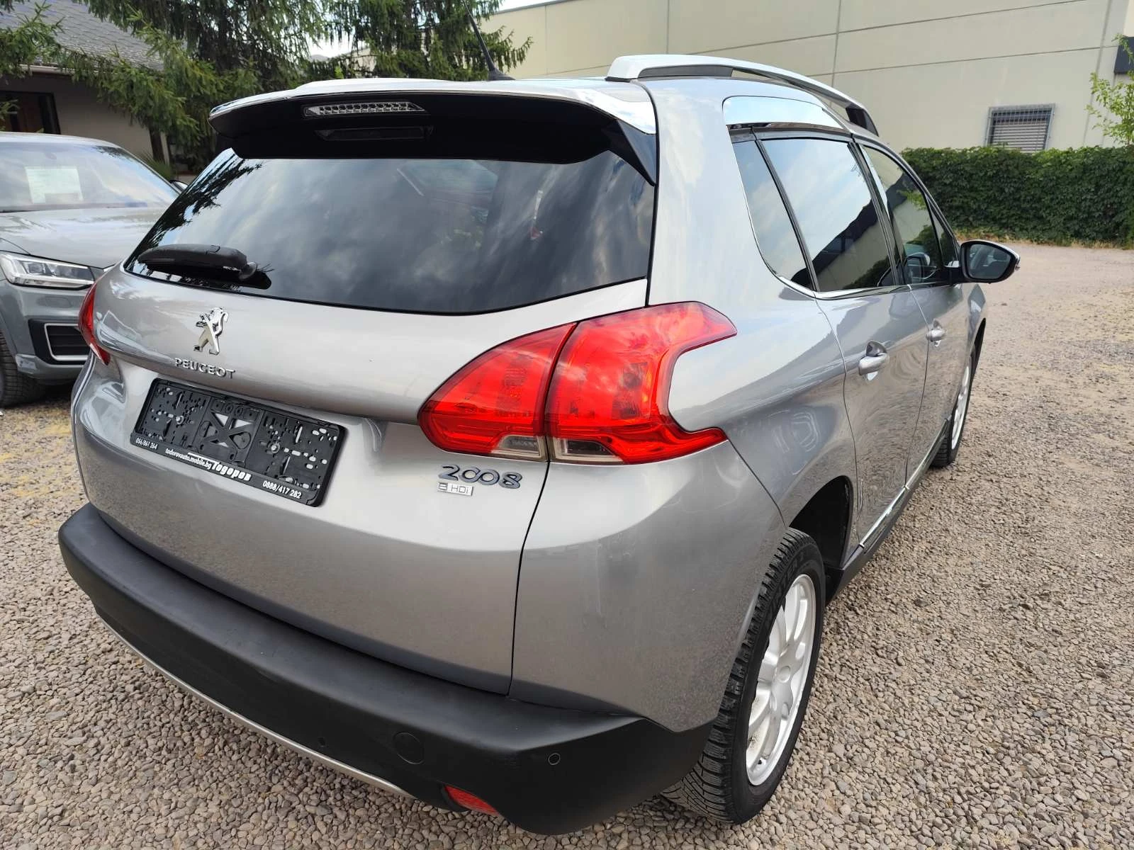 Peugeot 2008 1.6e-HDi Allure92к.с - изображение 7