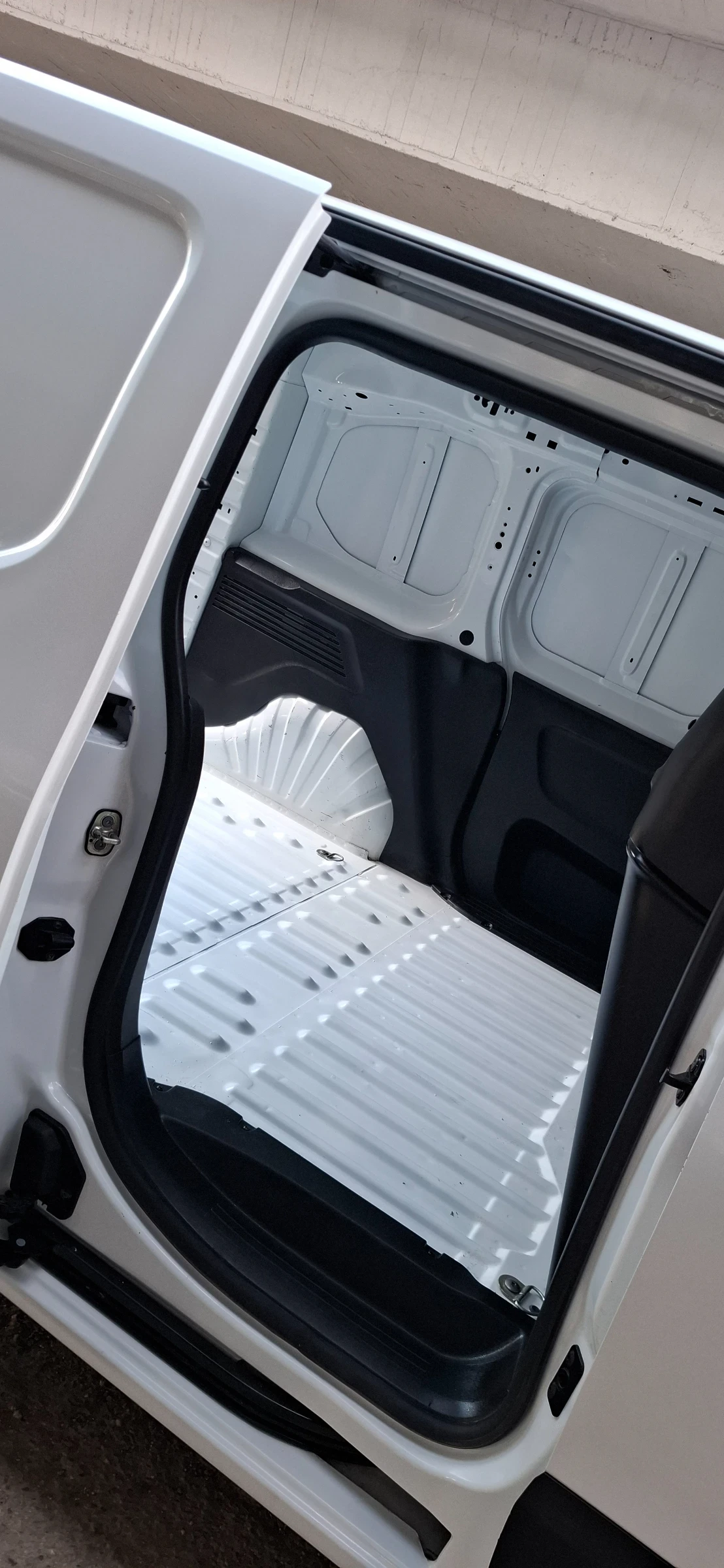 Citroen Berlingo 1.5 Hdi new Model Климатик | Mobile.bg — изображение 16