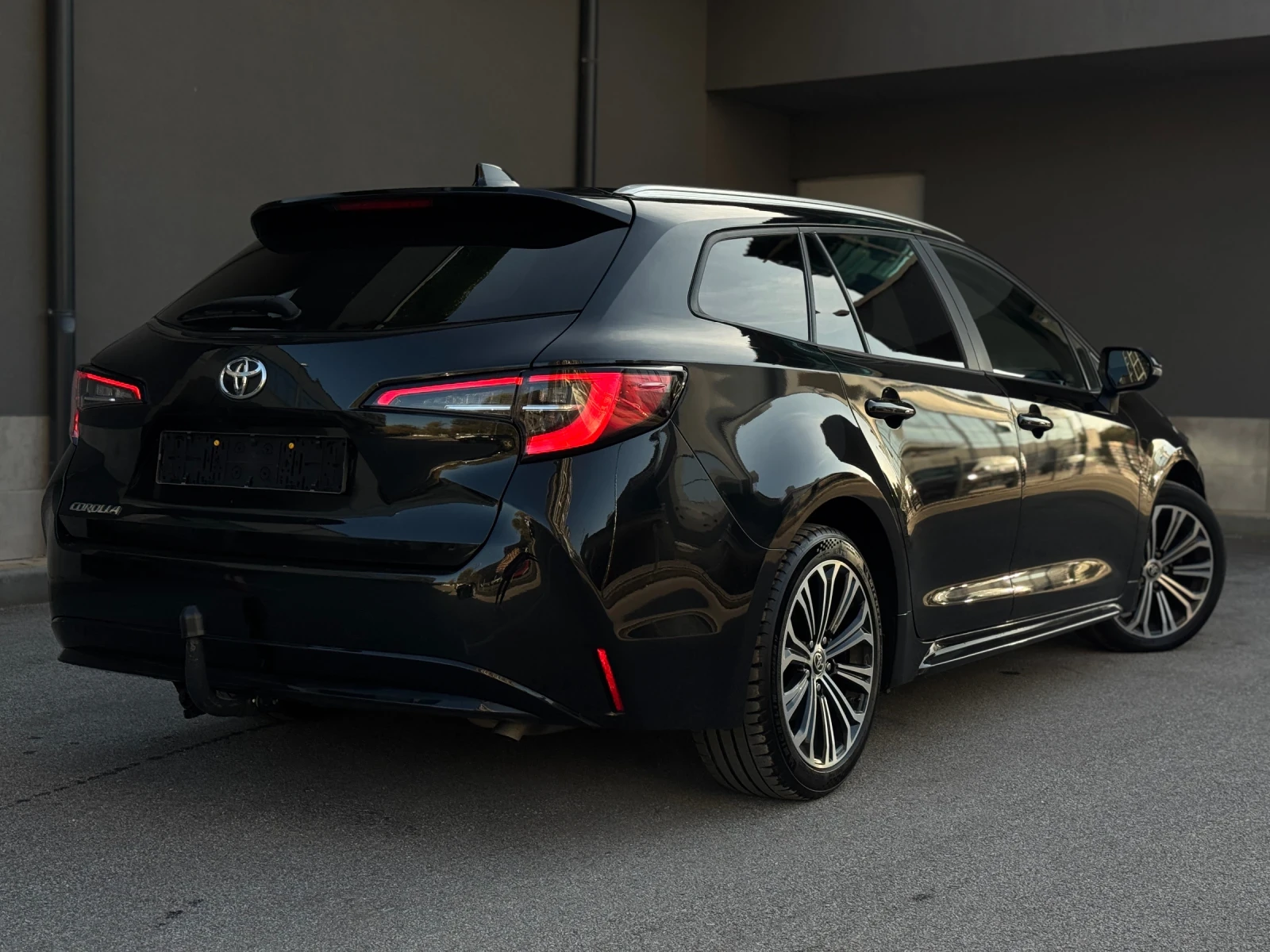 Toyota Corolla Executive Plus/   2030. | Mobile.bg   3