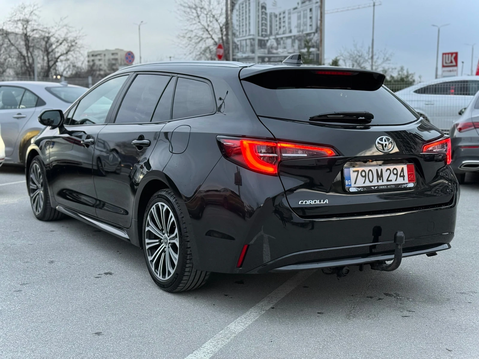 Toyota Corolla Executive Plus/ Автомобил върнат от лизинг - изображение 6