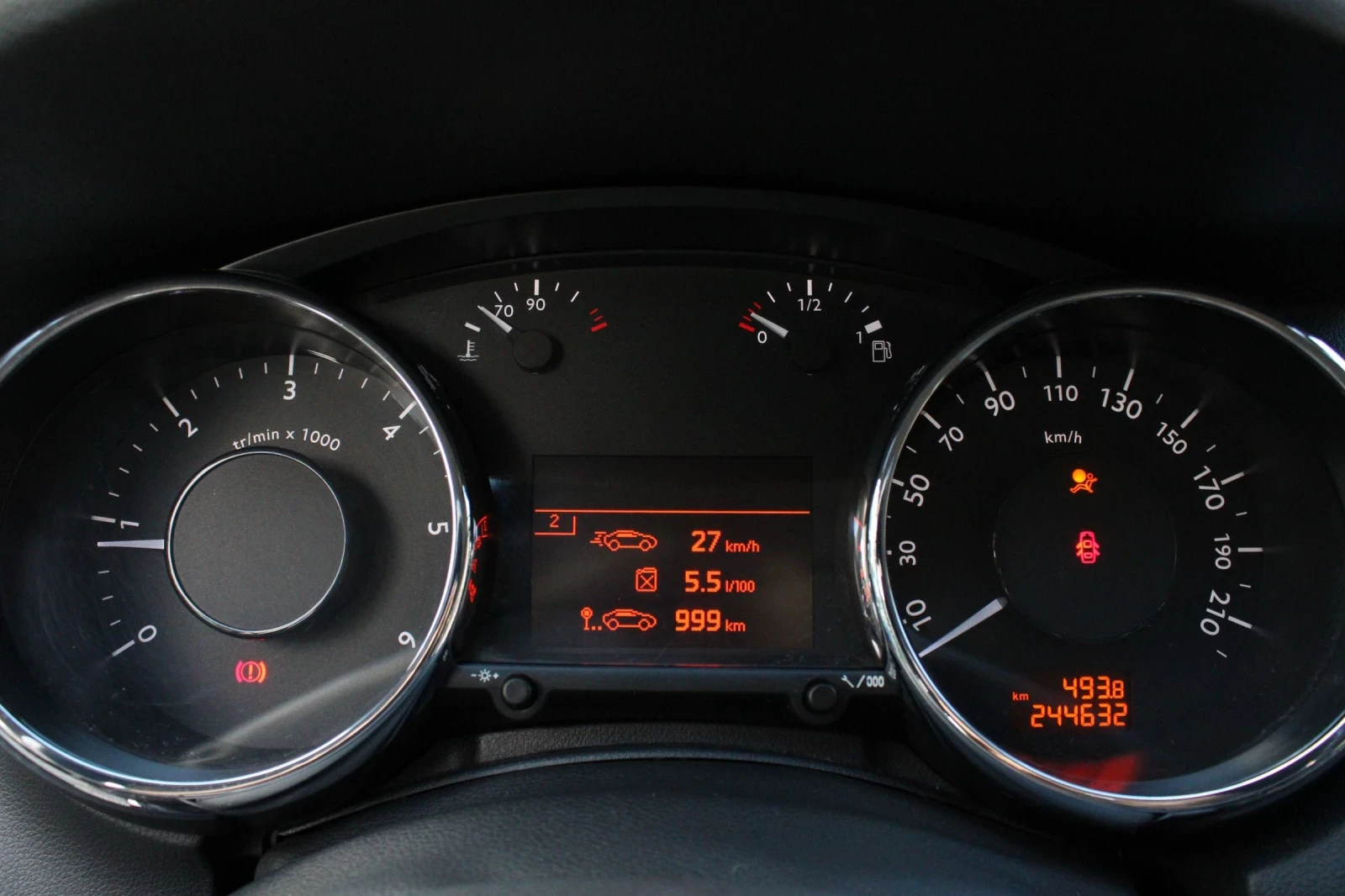 Peugeot 5008 1.6HDI / DISTRONIC / NAVI / HEAD UP | Mobile.bg   14