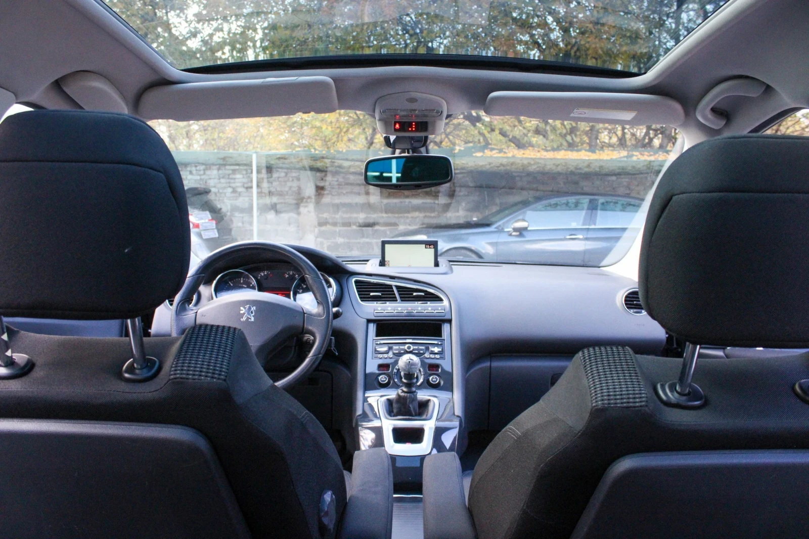 Peugeot 5008 1.6HDI / DISTRONIC / NAVI / HEAD UP | Mobile.bg   13