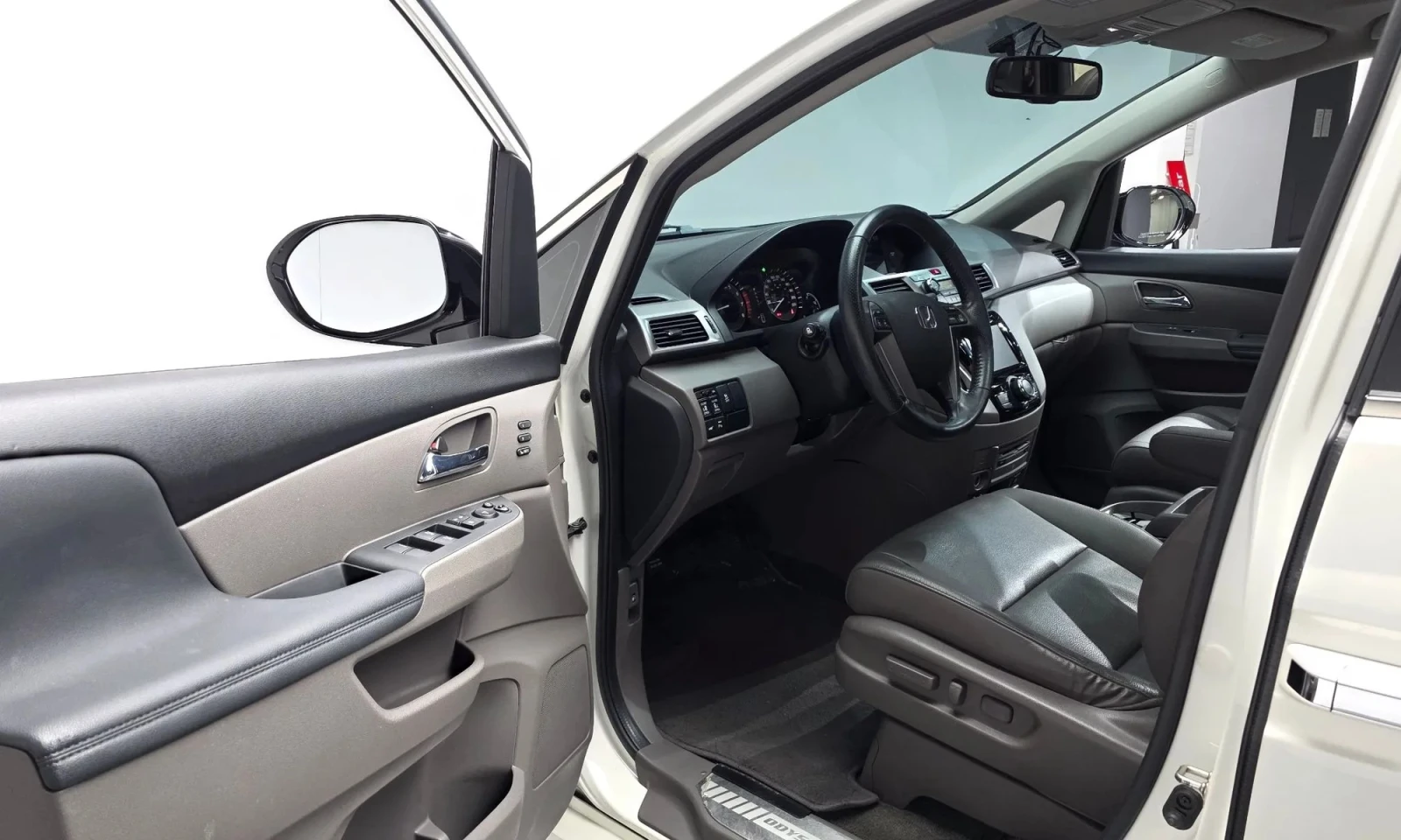 Honda Odyssey 3.5 4Th - изображение 10