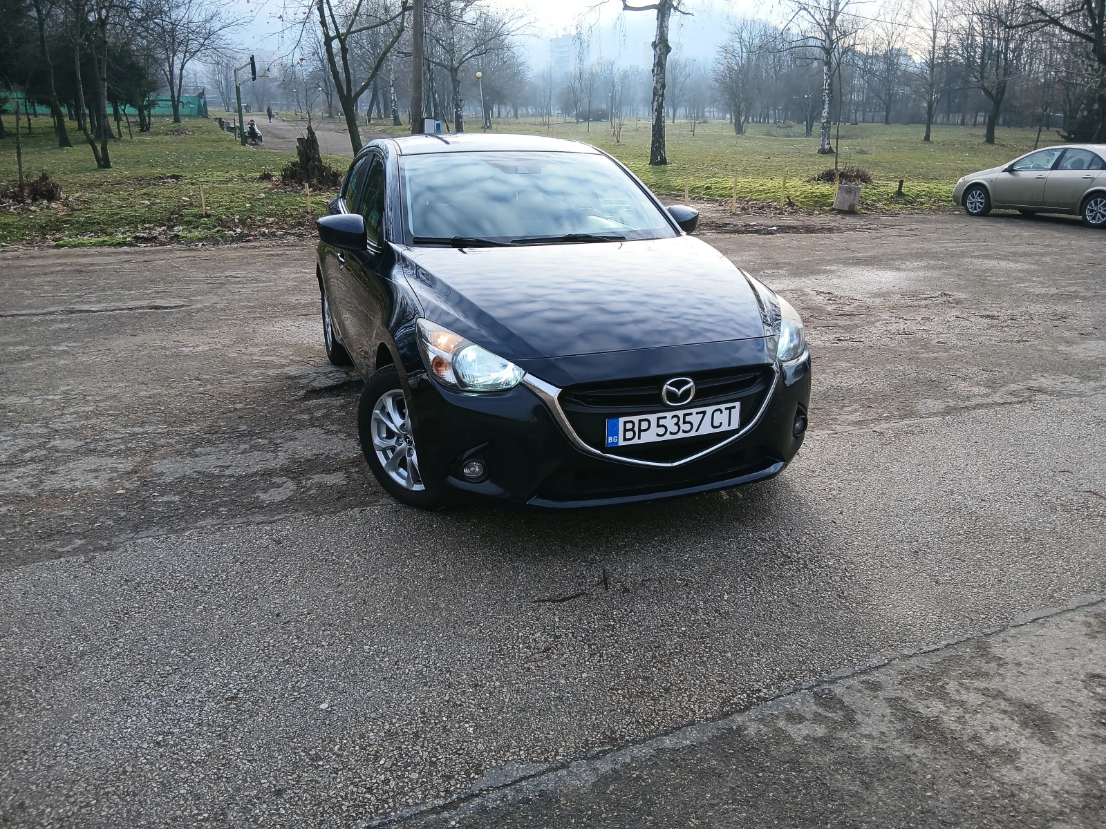 Mazda 2 SKYACTIV1.5D ;ОБСЛУЖЕНА EURO6;НОВ ВНОС , снимка 5 - Автомобили и джипове - 53154280