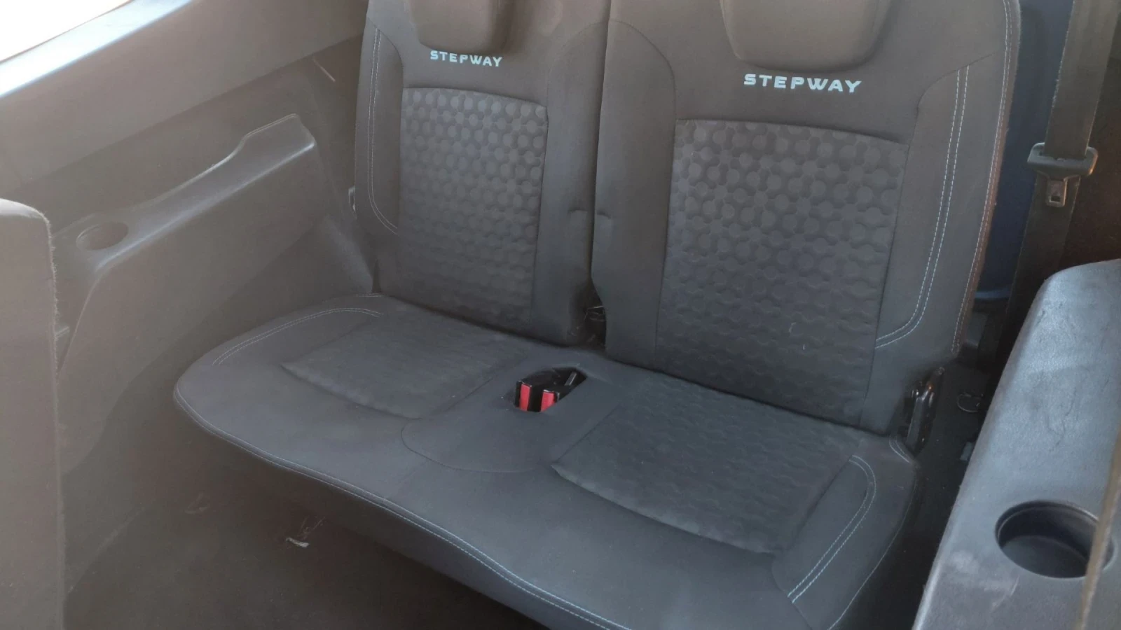 Dacia Lodgy STEPWAY  - изображение 10