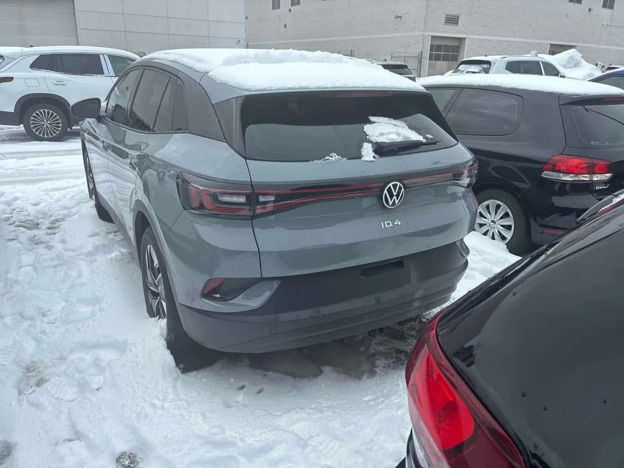 VW ID.4 * Pro * 2 КЛЮЧА* ПОДГРЕВ* PANO*  - изображение 4