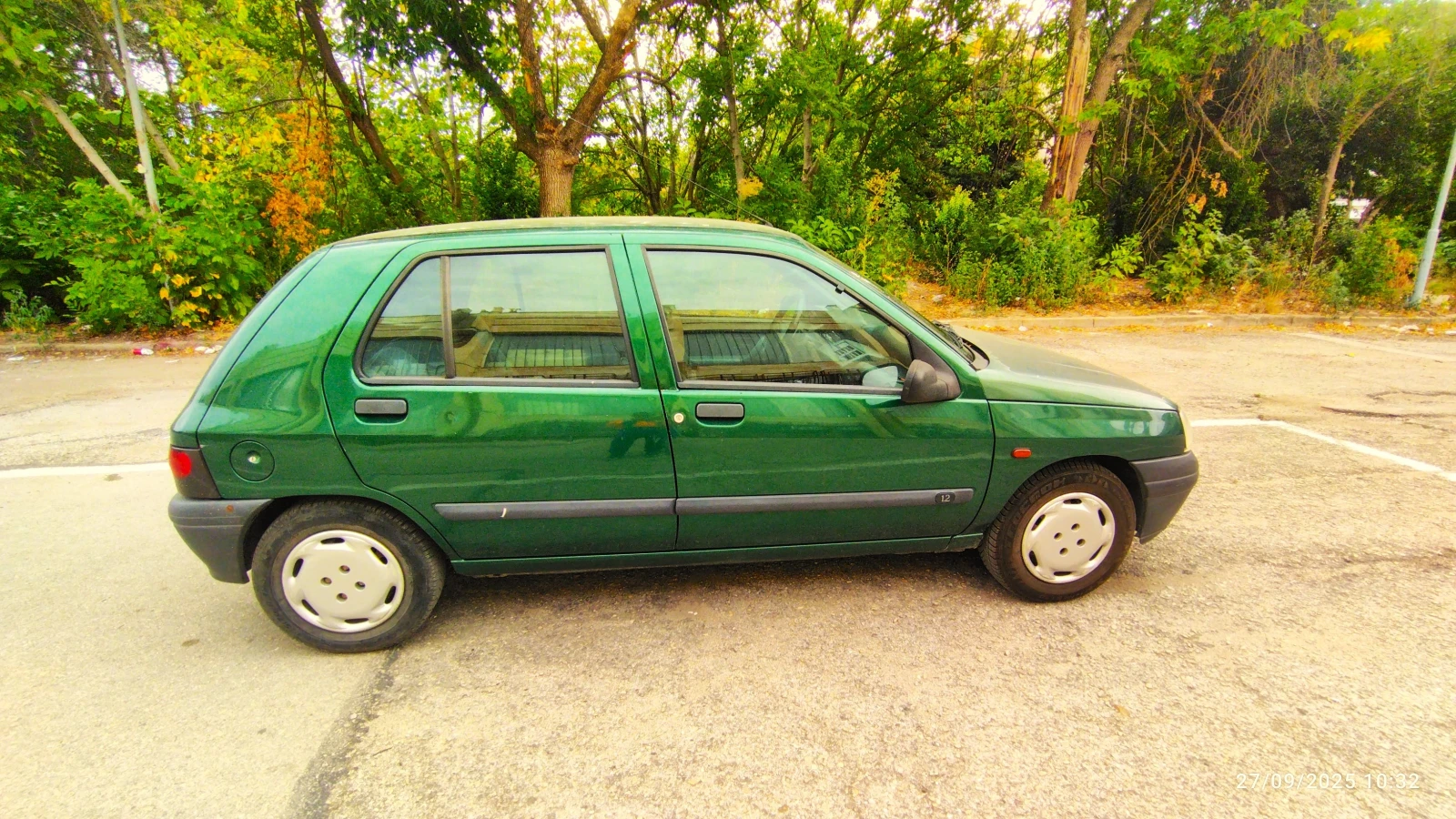 Renault Clio 1.2, снимка 6 - Автомобили и джипове - 53746335