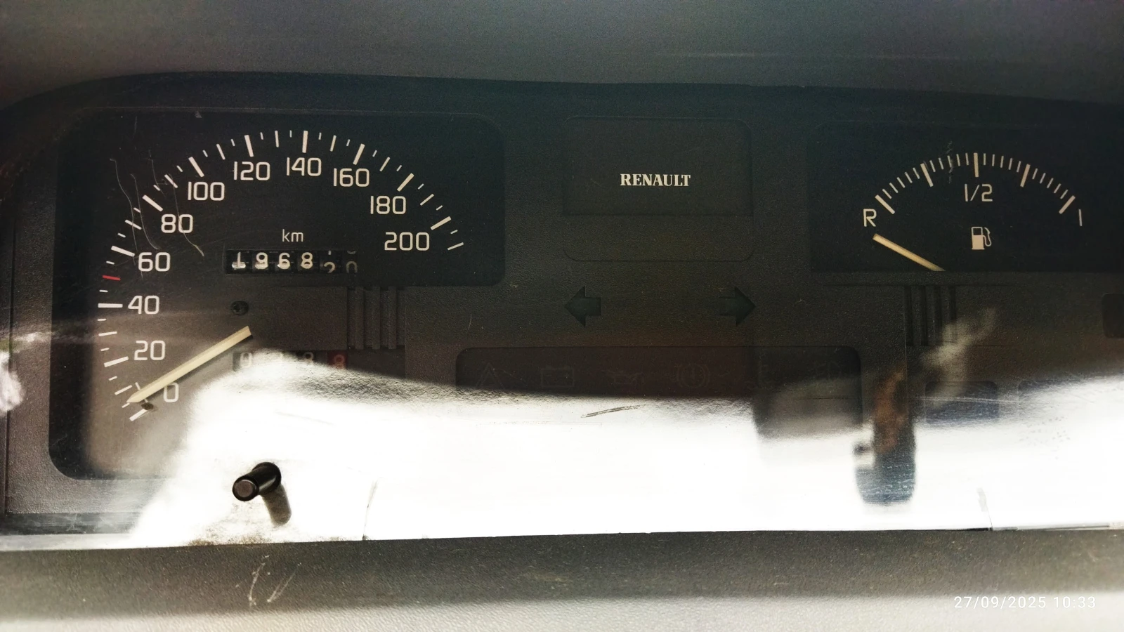 Renault Clio 1.2, снимка 14 - Автомобили и джипове - 53746335