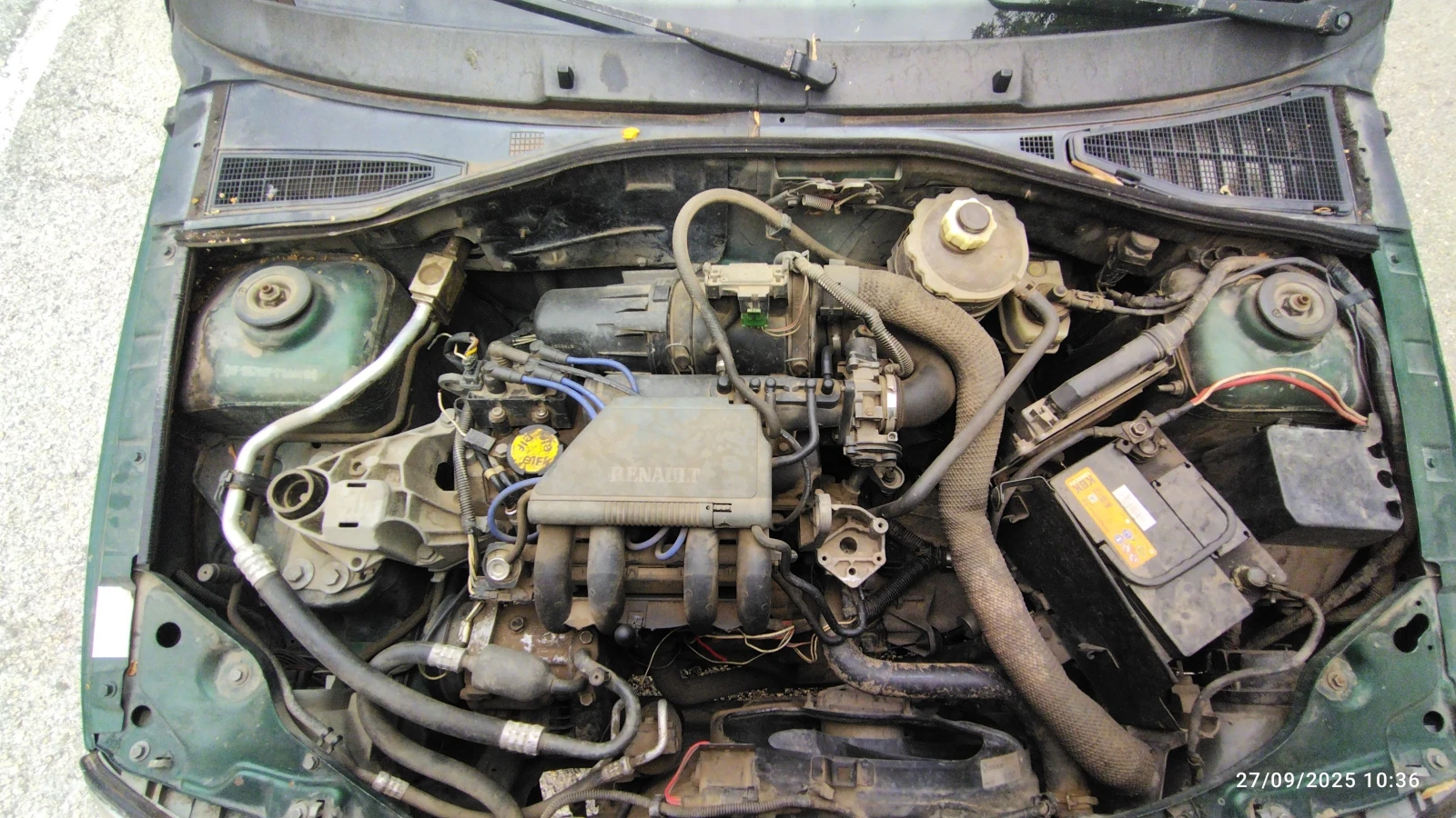 Renault Clio 1.2, снимка 15 - Автомобили и джипове - 53746335