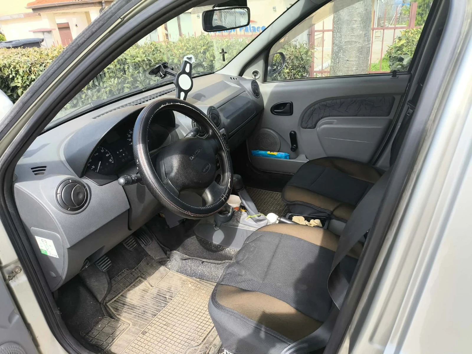 Dacia Logan LS, снимка 4 - Автомобили и джипове - 54173806