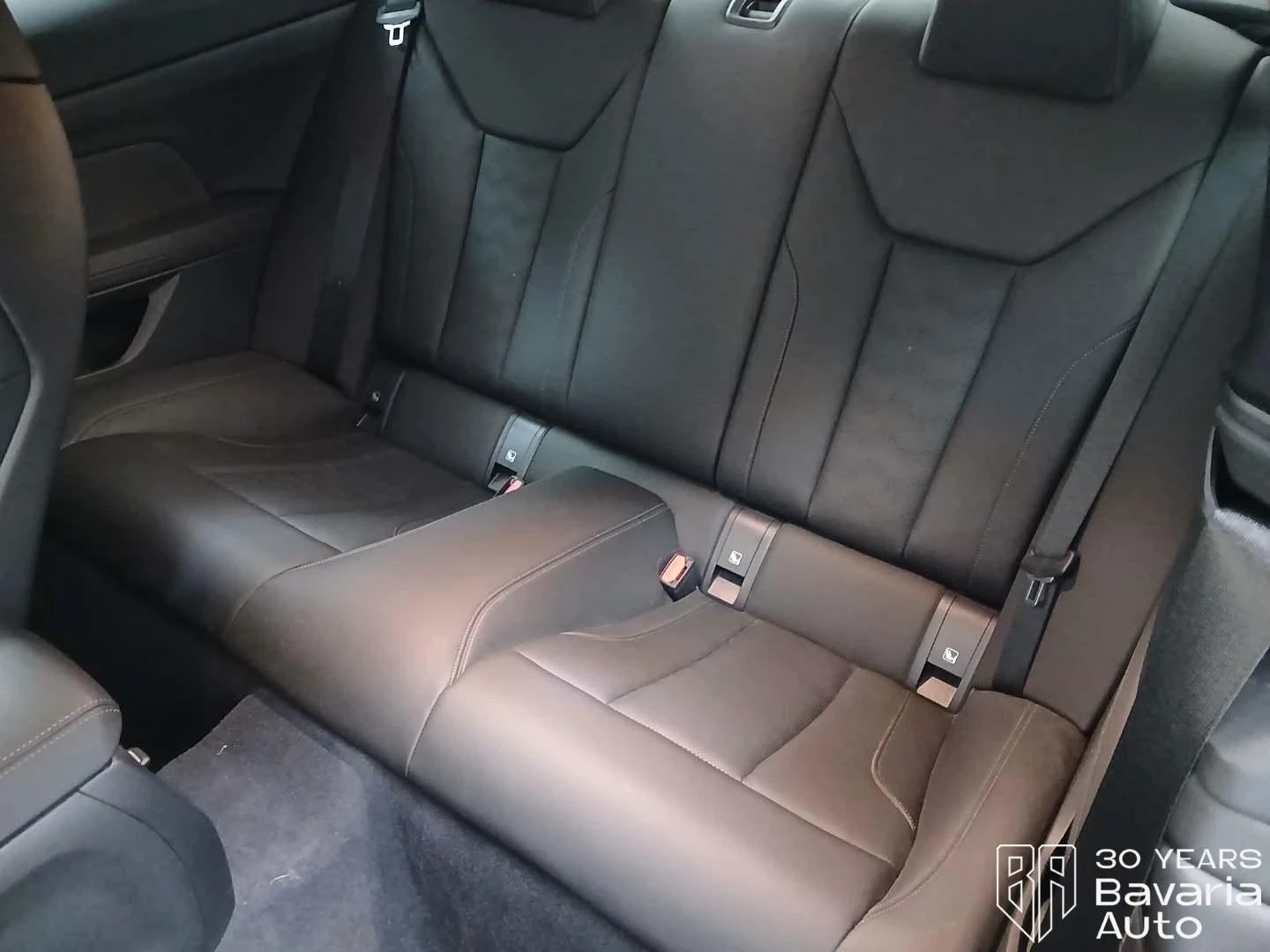 BMW M4 Competition xDrive Coupe Sportautomatic, снимка 8 - Автомобили и джипове - 54706100