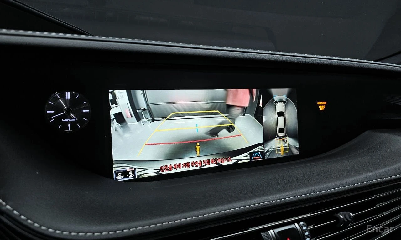 Lexus LS 500 5th GEN* 3.5* LUXURARY* AWD* ПОДГРЕВ* ОБДУХВАНЕ* , снимка 10 - Автомобили и джипове - 54781592