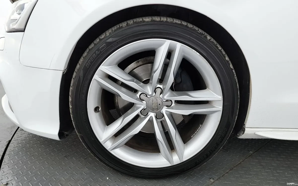 Audi A5 40 TFSI | RED | Cabriolet | ���������| Bang&O|  | Mobile.bg � ����������� 5