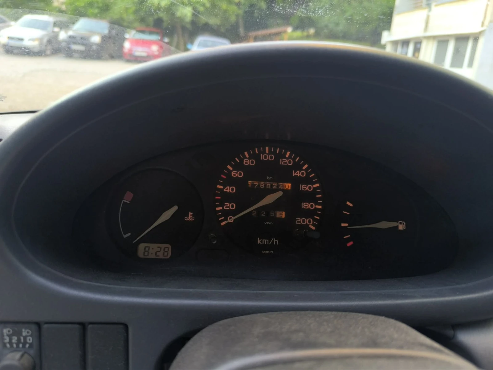Nissan Micra, снимка 6 - Автомобили и джипове - 54947617