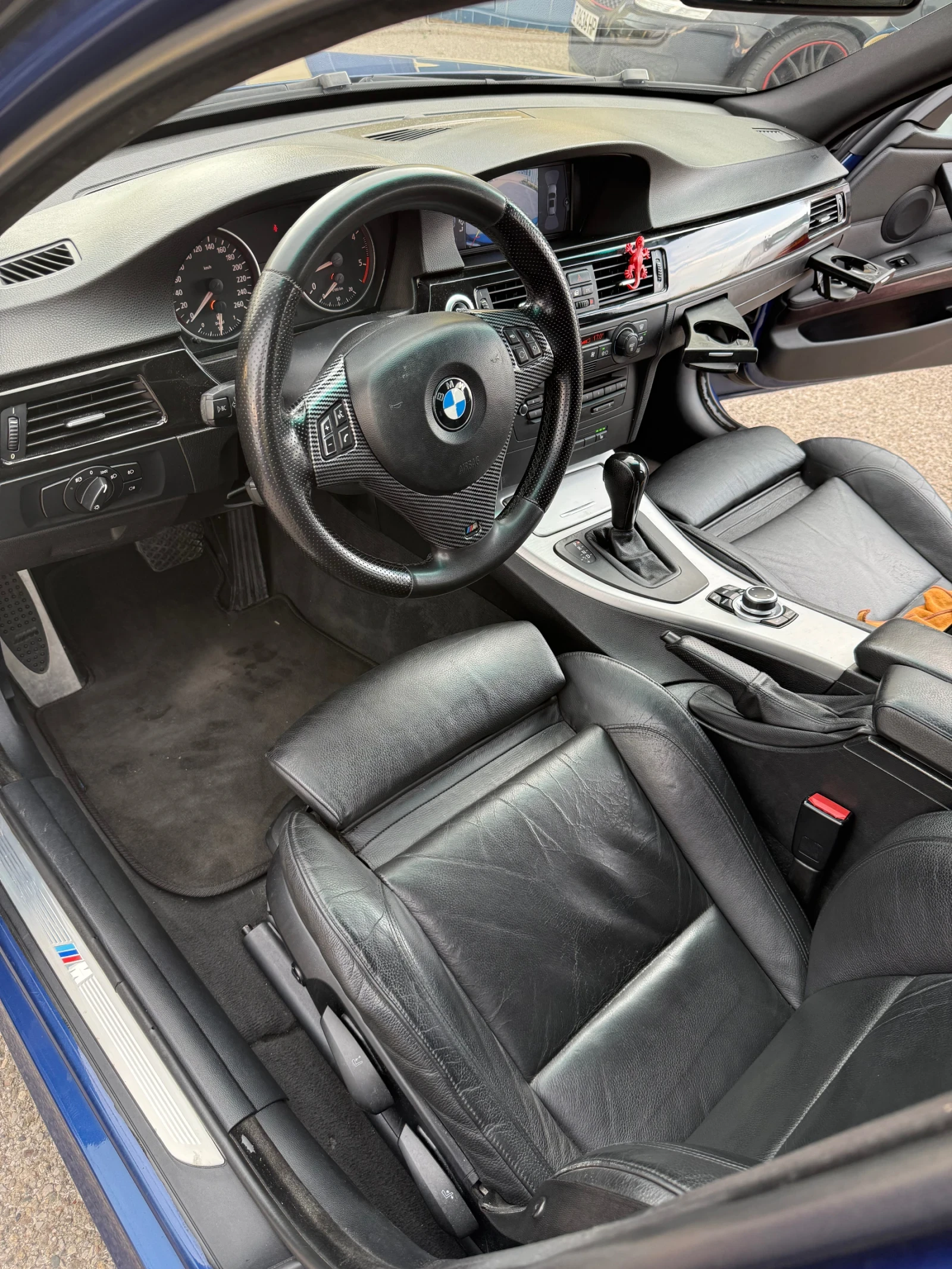 BMW 330, снимка 9 - Автомобили и джипове - 55063549