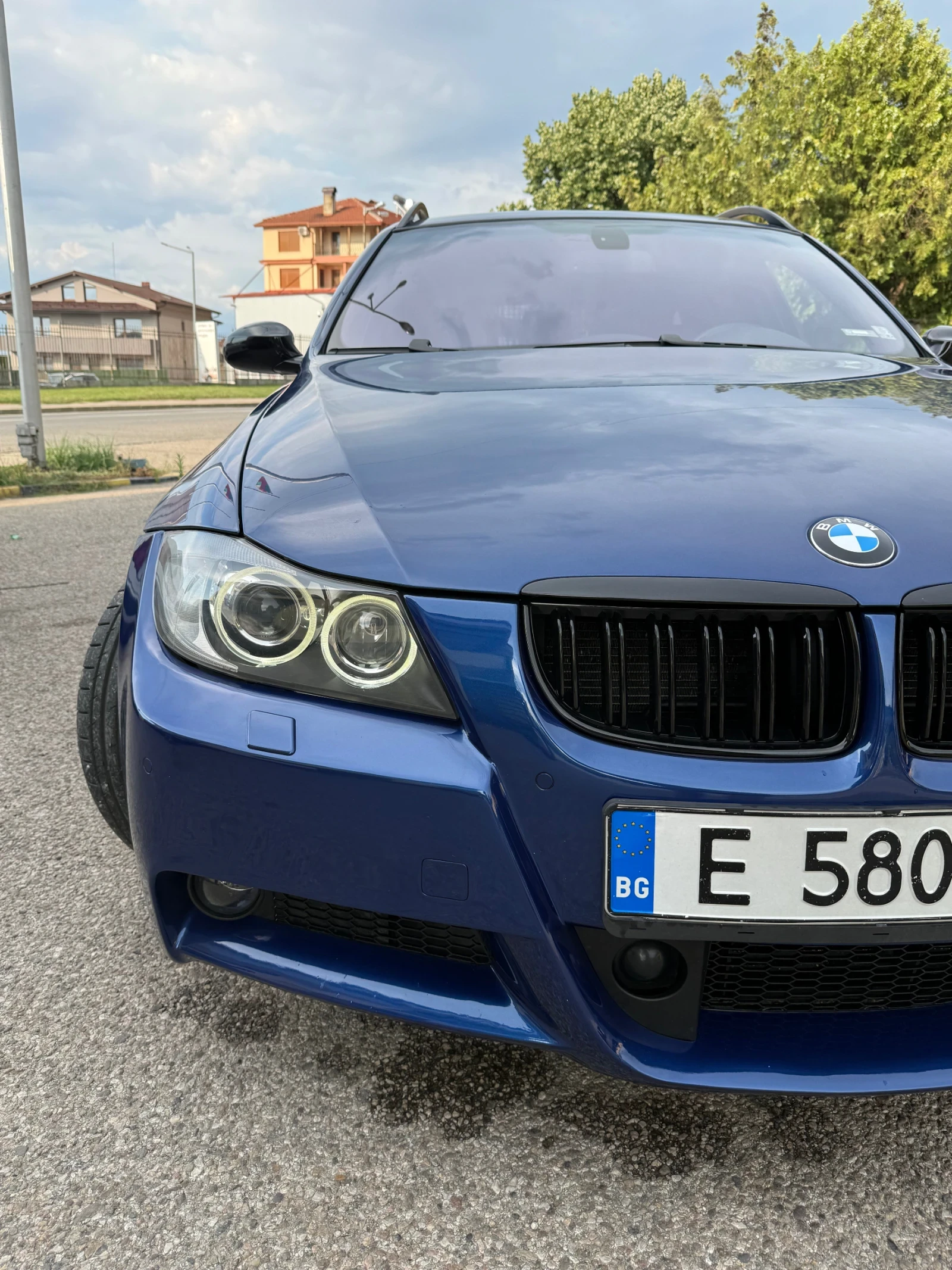 BMW 330, снимка 3 - Автомобили и джипове - 55063549