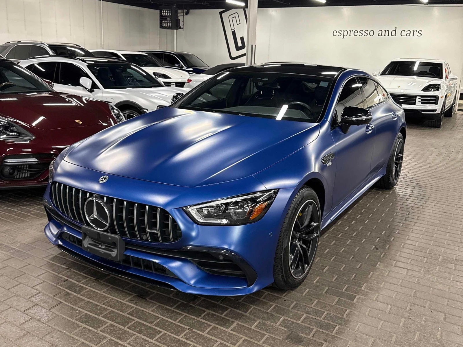 Mercedes-Benz AMG GT 53* 4MATIC* ПОДГРЕВ* ОБДУХВАНЕ* ПАНО* 360* BURMEST