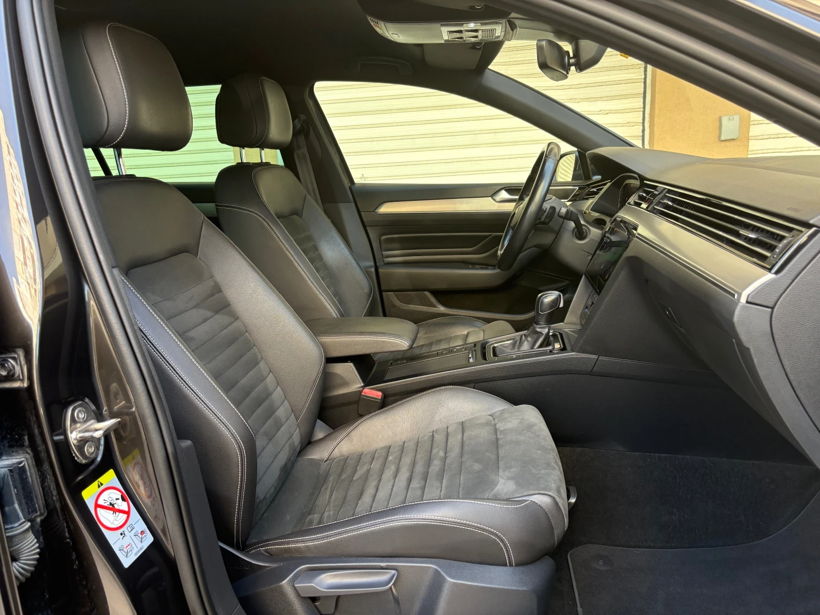 VW Passat Elegance, Digital, 4Motion, ACC, Сервизна История, снимка 10 - Автомобили и джипове - 55644376