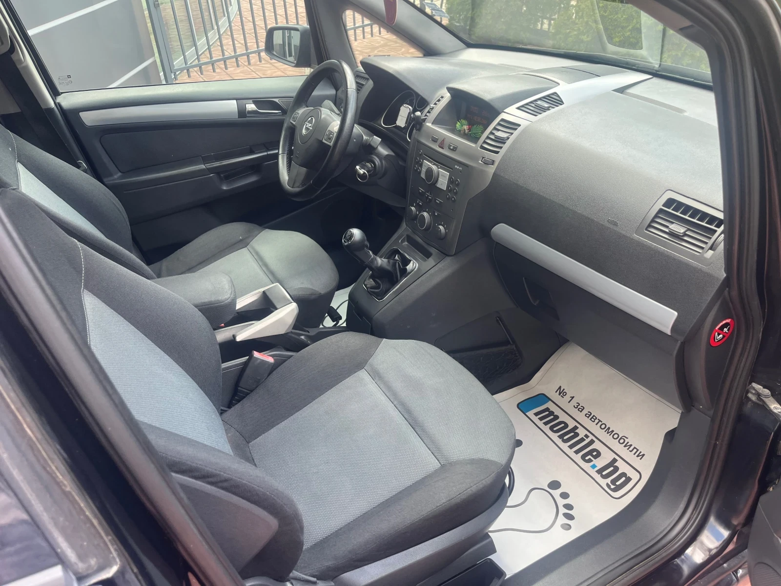 Opel Zafira 1.9 CDTI-100k.c-6 ck/7 бр Места-Вс Платено, снимка 12 - Автомобили и джипове - 55846531