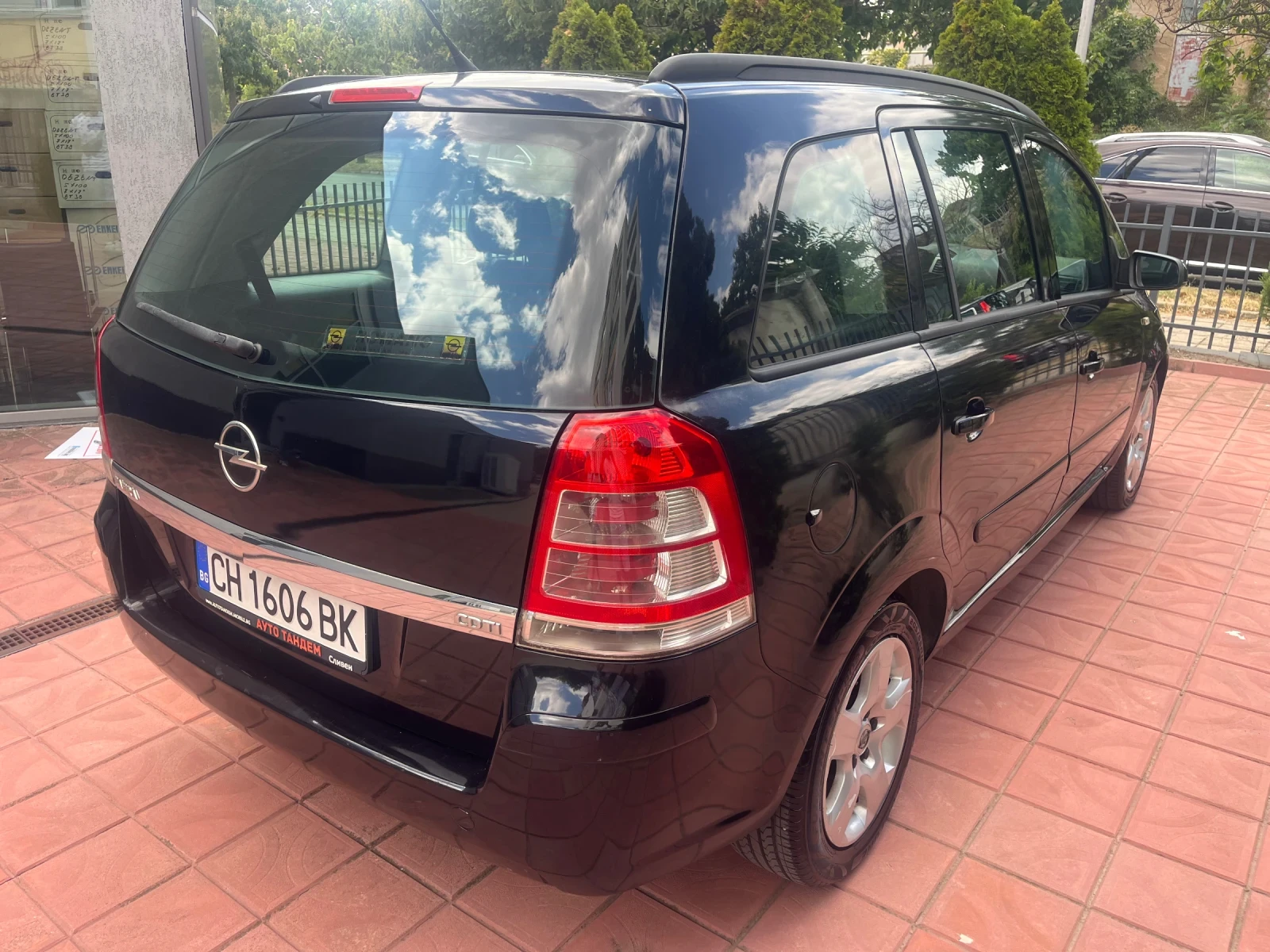 Opel Zafira 1.9 CDTI-100k.c-6 ck/7 бр Места-Вс Платено, снимка 5 - Автомобили и джипове - 55846531