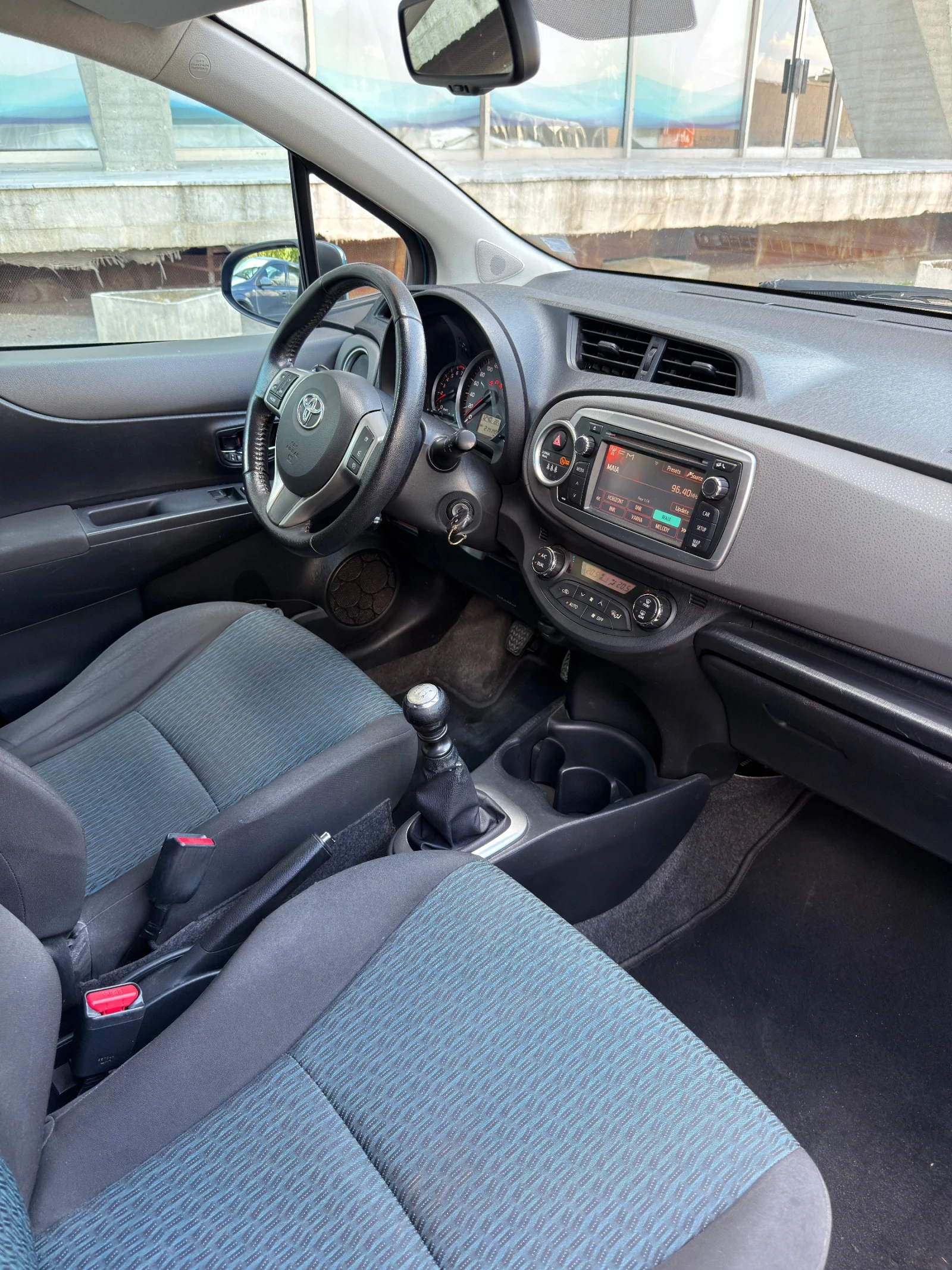 Toyota Yaris 1.3 VVT-i ������/��� ������ | Mobile.bg � ����������� 10