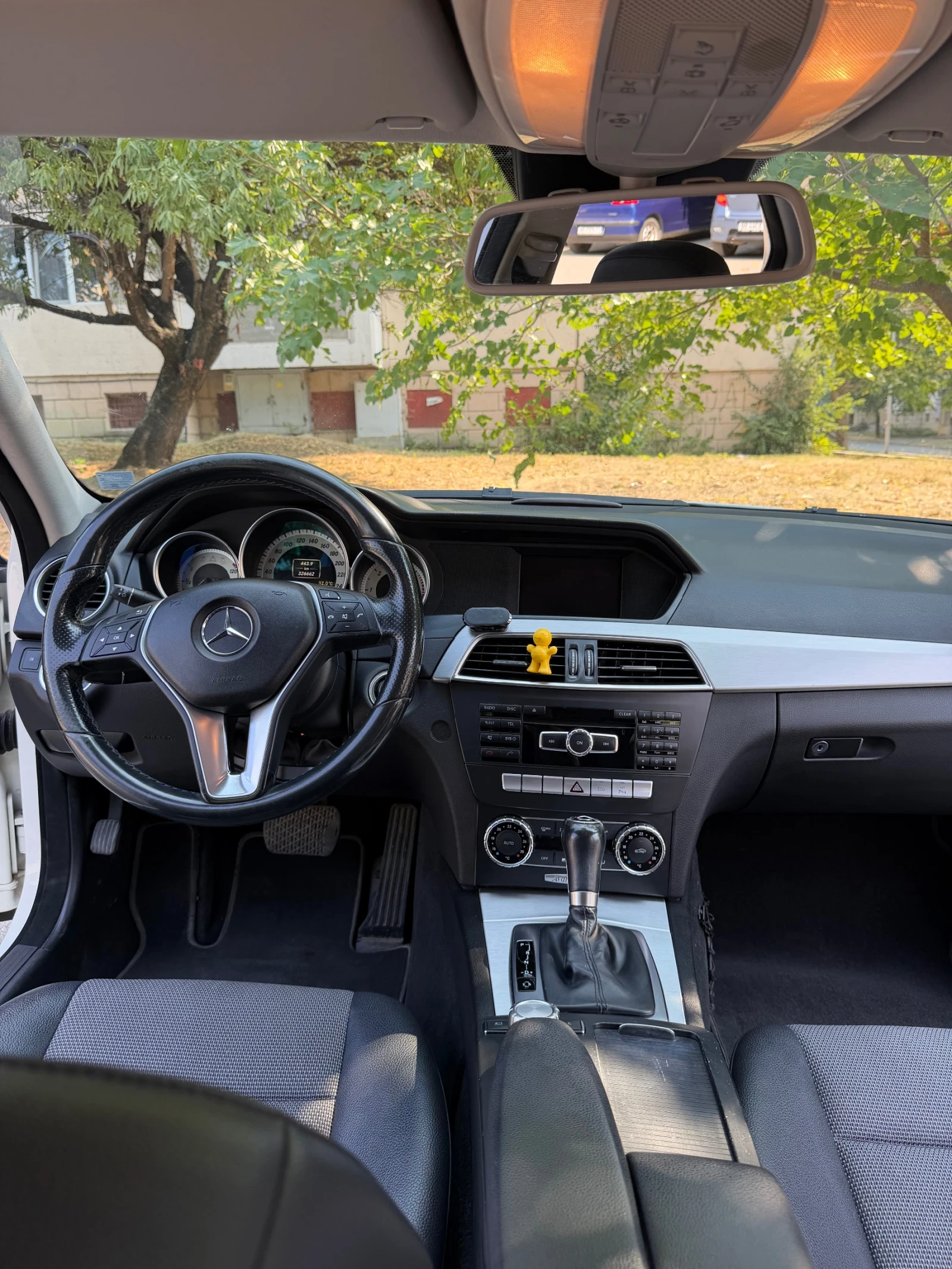 Mercedes-Benz C 250 Facelift, снимка 7 - Автомобили и джипове - 56012340