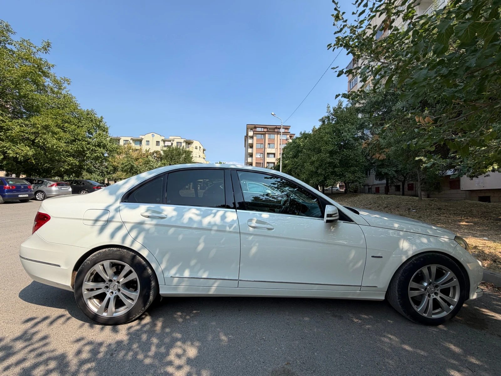 Mercedes-Benz C 250 Facelift, снимка 3 - Автомобили и джипове - 56012340