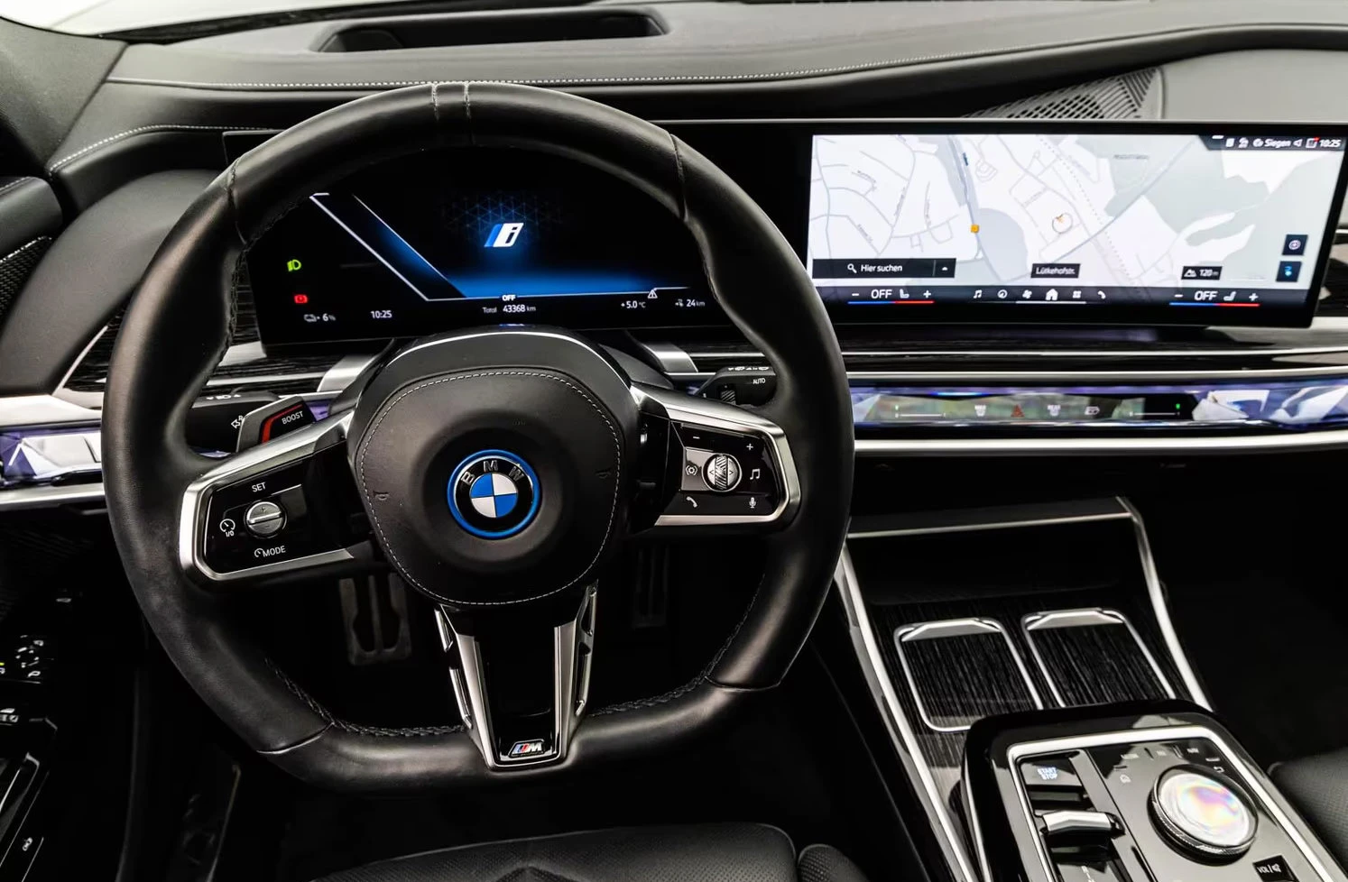 BMW i7 60/544HP/xDRIVE/B&W/M-SPORT/I-GLOW/360/SKY-LO/899z, снимка 11 - Автомобили и джипове - 56193585