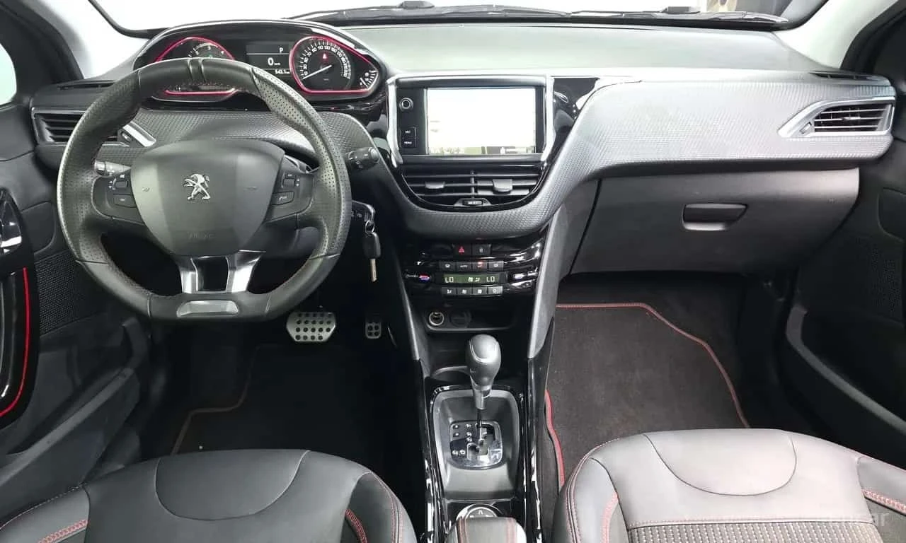 Peugeot 2008 * 1.5 BlueHDi GT Line/ФИНАНСИРАНЕ, снимка 7 - Автомобили и джипове - 56332051