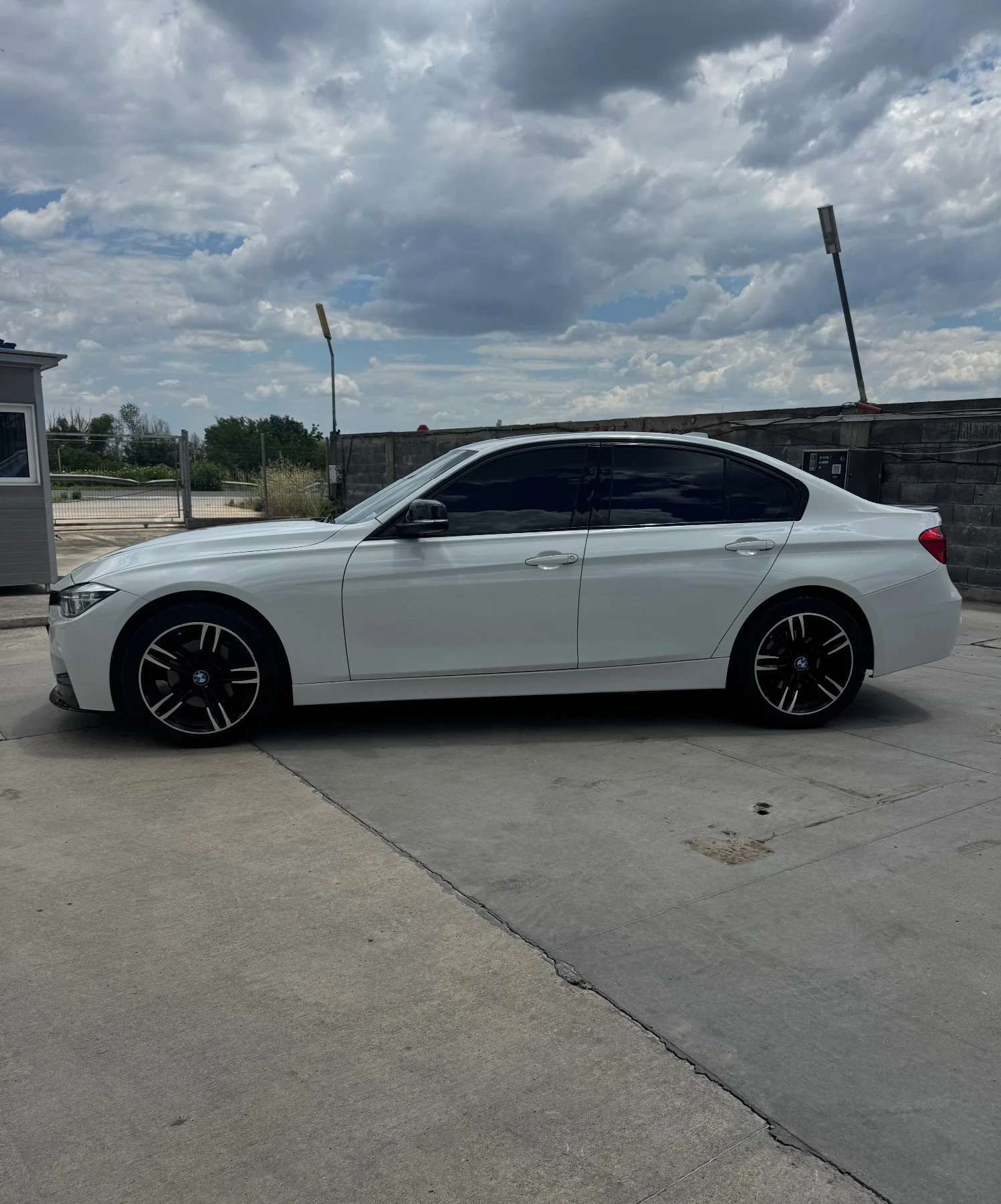 BMW 328 XDRIVE, снимка 3 - Автомобили и джипове - 56425473