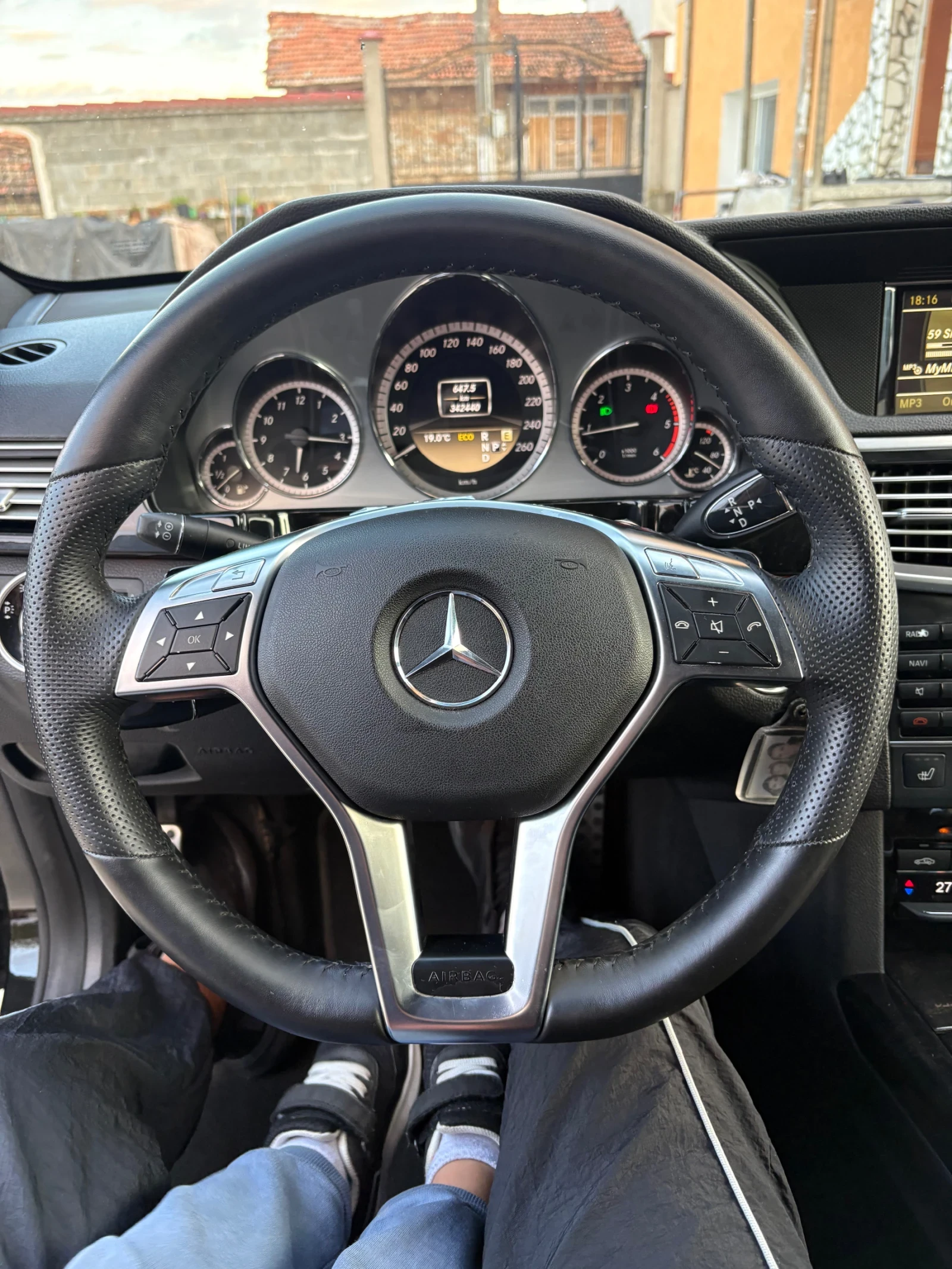 Mercedes-Benz E 220 AMG Avangarde 7G-Tronic | Mobile.bg � ����������� 10