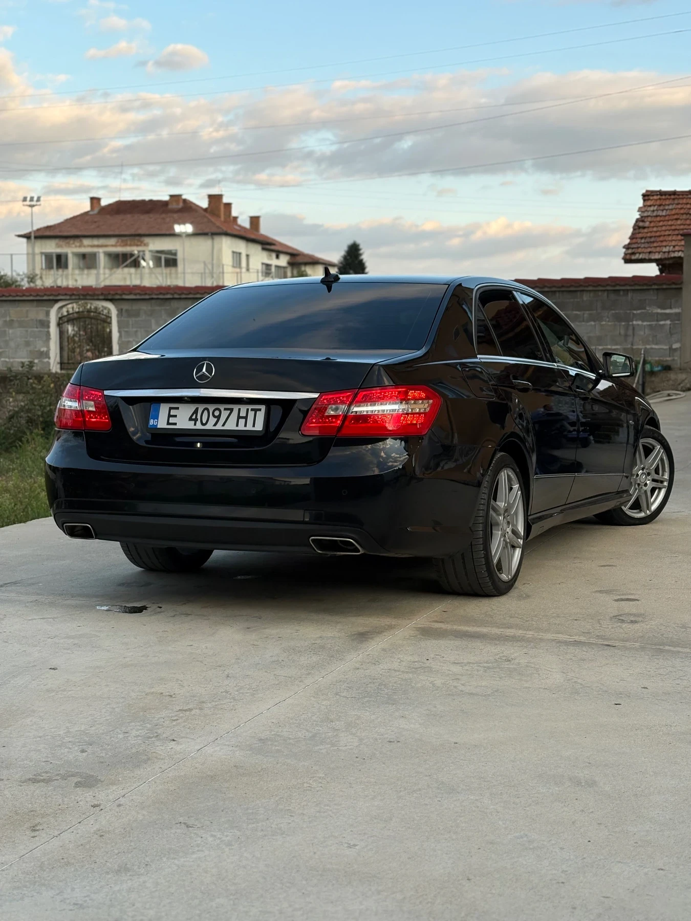 Mercedes-Benz E 220 AMG Avangarde 7G-Tronic | Mobile.bg � ����������� 5