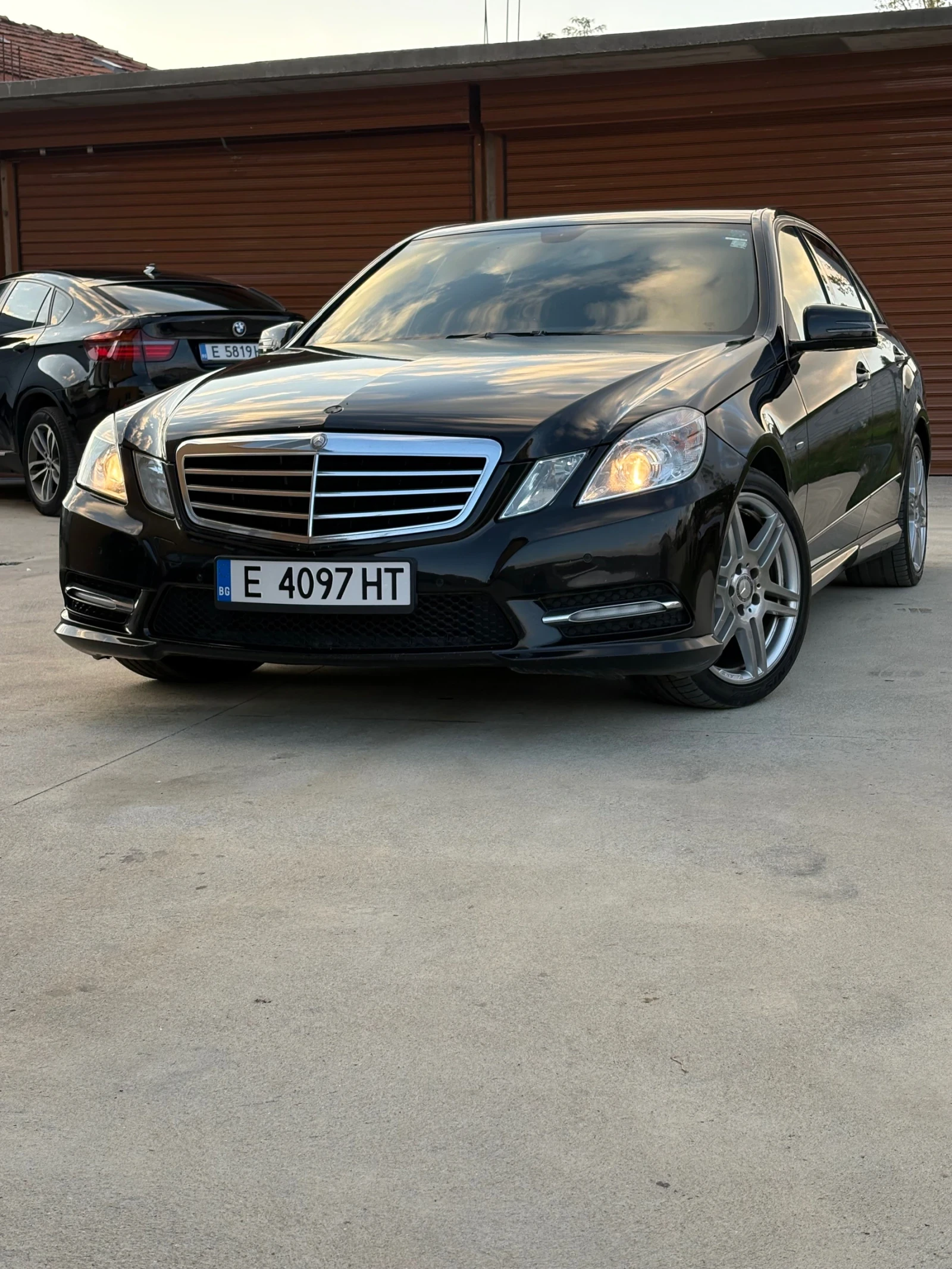 Mercedes-Benz E 220 AMG Avangarde 7G-Tronic