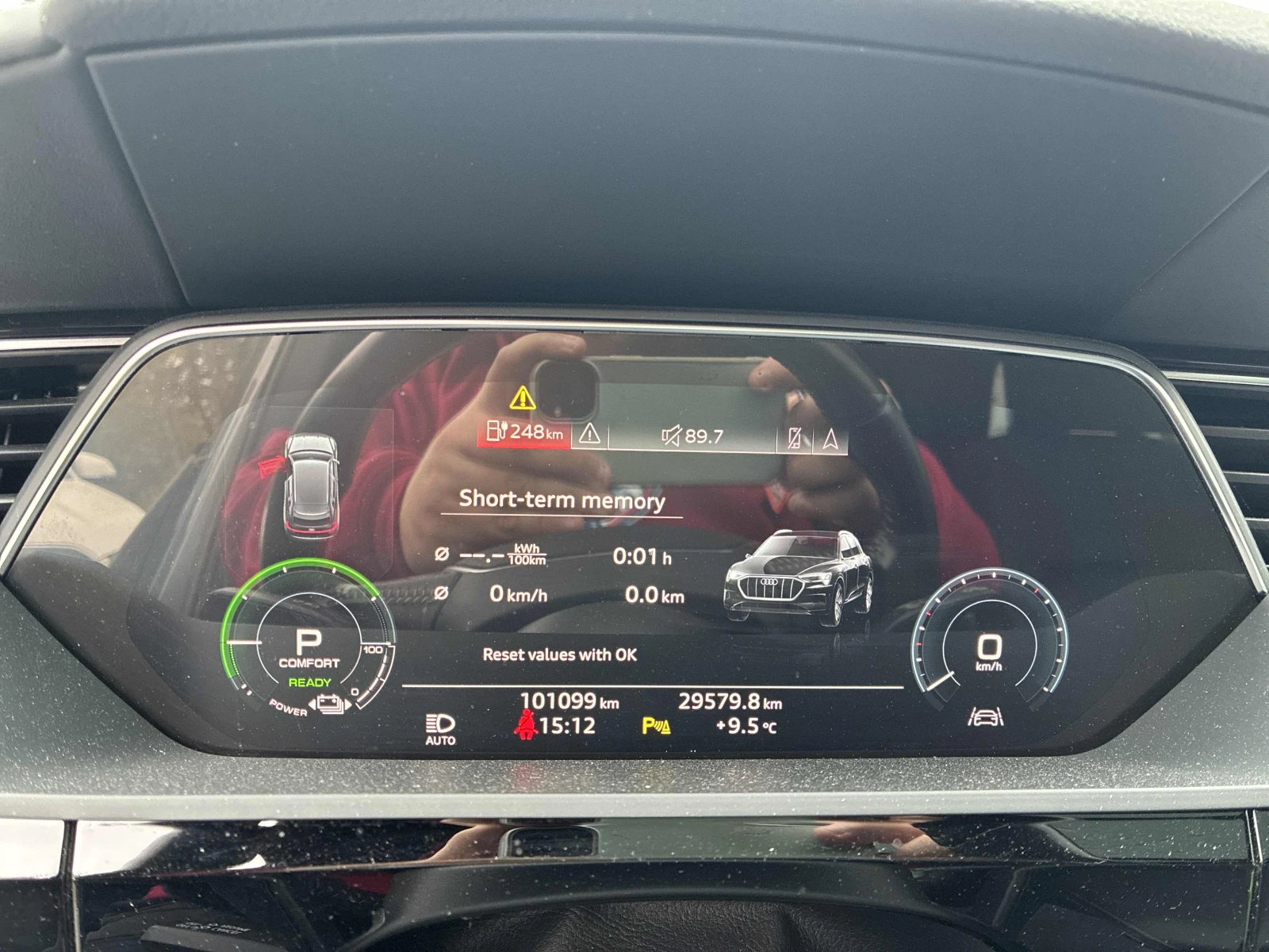 Audi E-Tron Technik / 360 / B&O / Carfax  /Лизинг, снимка 8 - Автомобили и джипове - 56557661