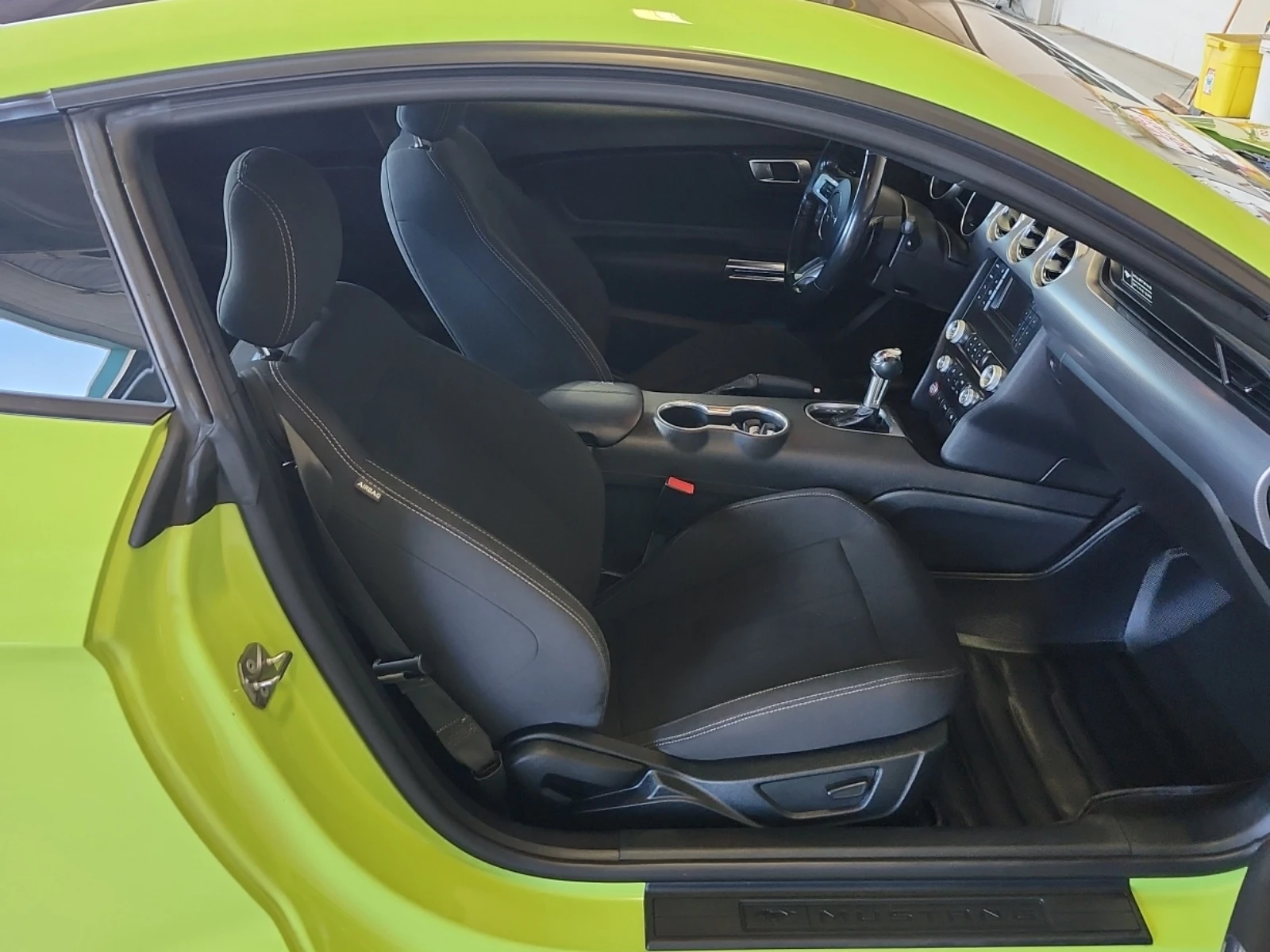 Ford Mustang * GT* �����������* KEYLESS*  | Mobile.bg � ����������� 10