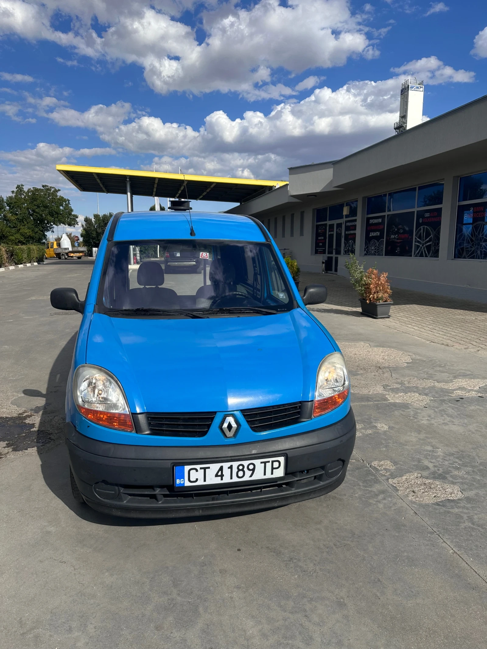 Renault Kangoo 1.5 DCI, снимка 9 - Автомобили и джипове - 56661721