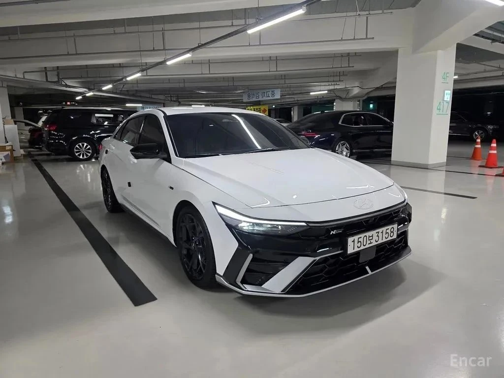 Hyundai Elantra, снимка 2 - Автомобили и джипове - 56711834
