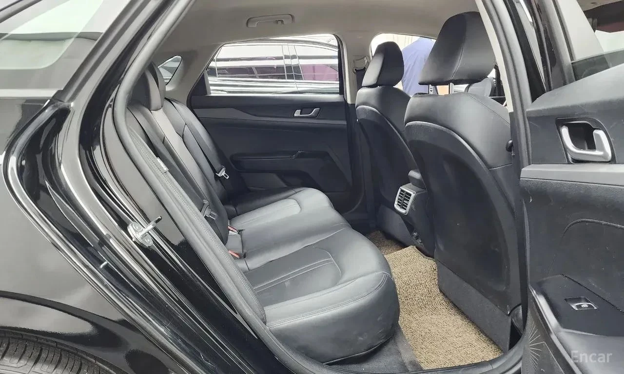 Kia K5, снимка 15 - Автомобили и джипове - 56736795