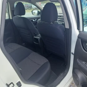 Nissan Qashqai 1.5dCI* АВТОПИЛОТ* ПАРКТРОНИК* ОТЛИЧЕН!, снимка 12