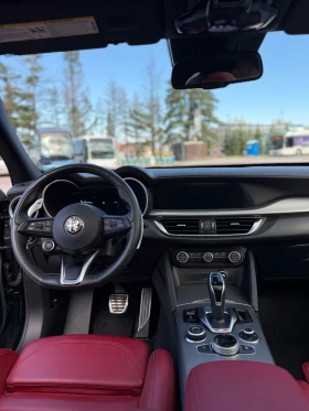 Alfa Romeo Stelvio Veloce 2.0 Q4, снимка 11