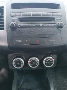 Mitsubishi Outlander 2.0 D, 4x4, 7 места, ПЕРФЕКТЕН, ЛИЗИНГ  - 3999 € / 7821.36 лв. - 30794893 11