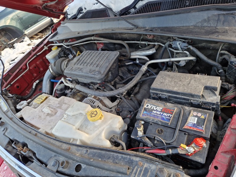 Dodge Nitro 3.7 v6 SXT, снимка 17 - Автомобили и джипове - 39003454