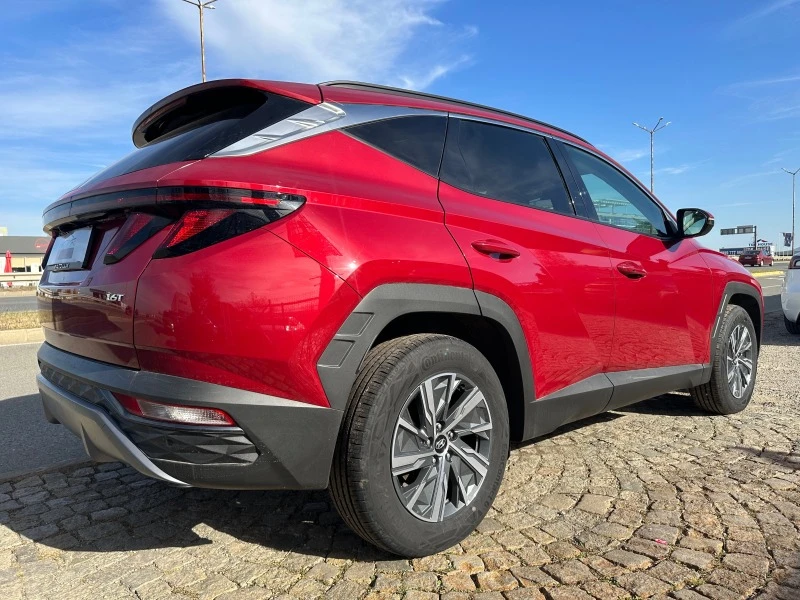 Hyundai Tucson 1.6T, снимка 5 - Автомобили и джипове - 42892026